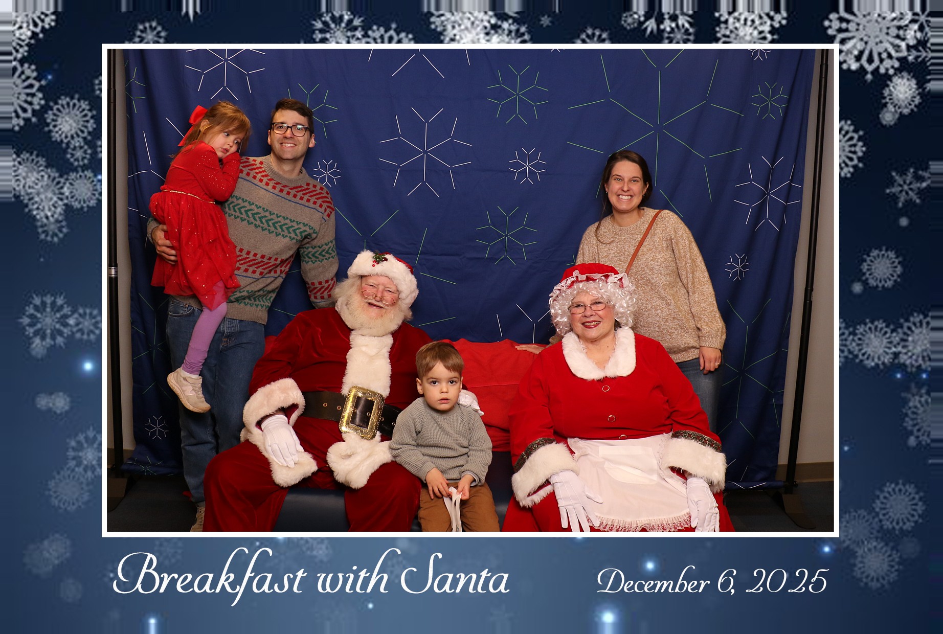 BREAKFAST WITH SANTA | View more photos from the event at gallery.photoboothcincy.com/u/PhotoBoothCincy/BREAKFAST-WITH-SANTA