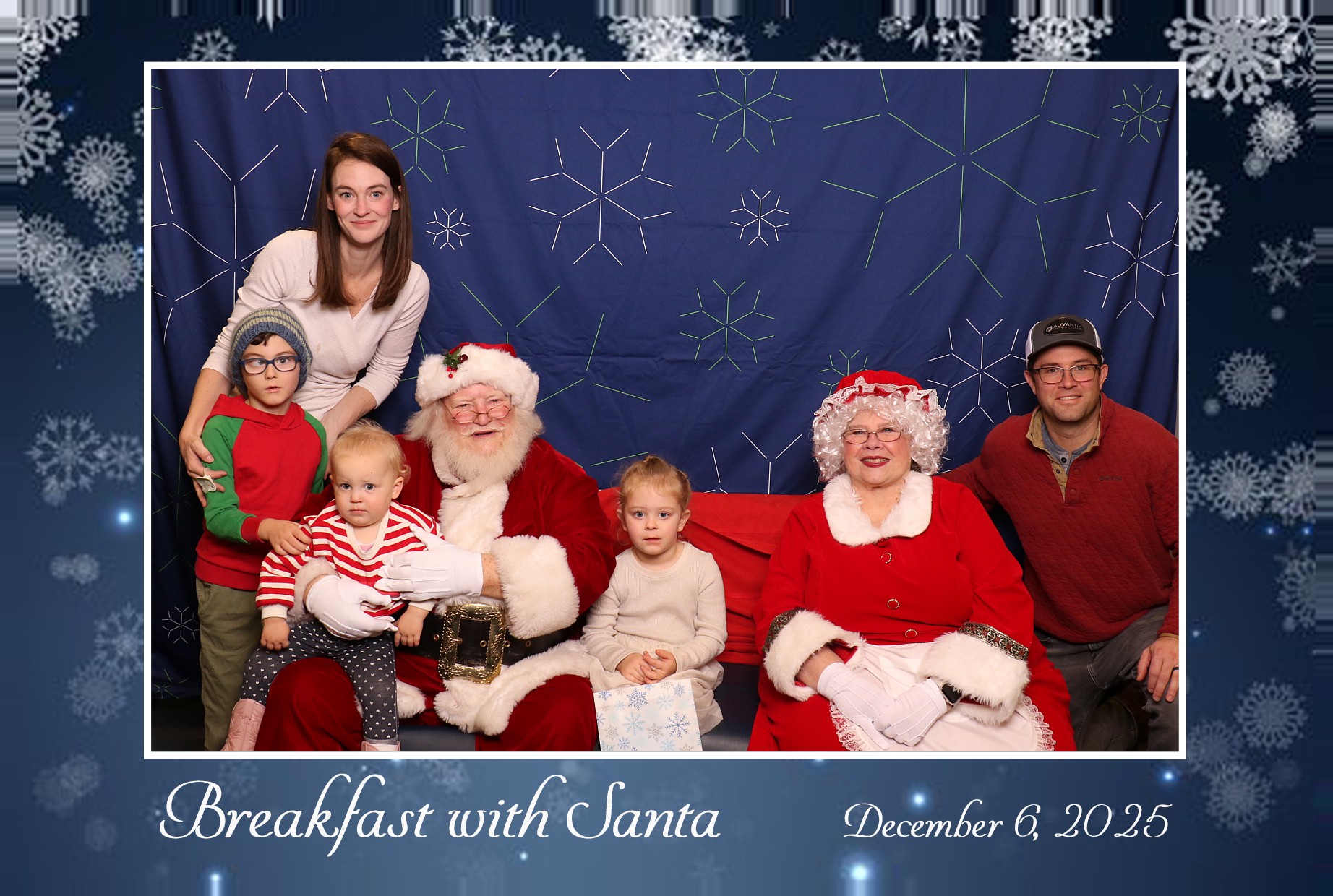 BREAKFAST WITH SANTA | View more photos from the event at gallery.photoboothcincy.com/u/PhotoBoothCincy/BREAKFAST-WITH-SANTA