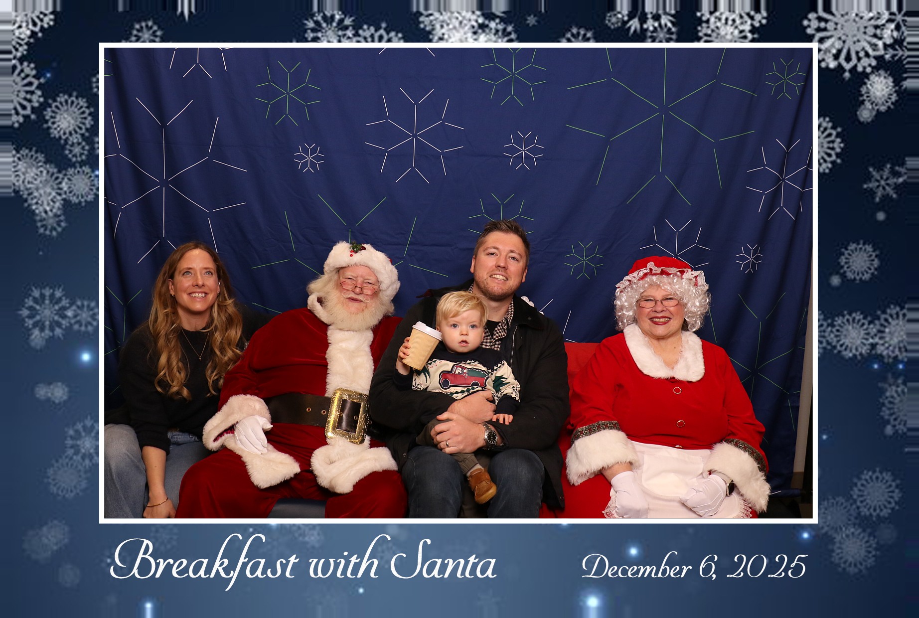 BREAKFAST WITH SANTA | View more photos from the event at gallery.photoboothcincy.com/u/PhotoBoothCincy/BREAKFAST-WITH-SANTA