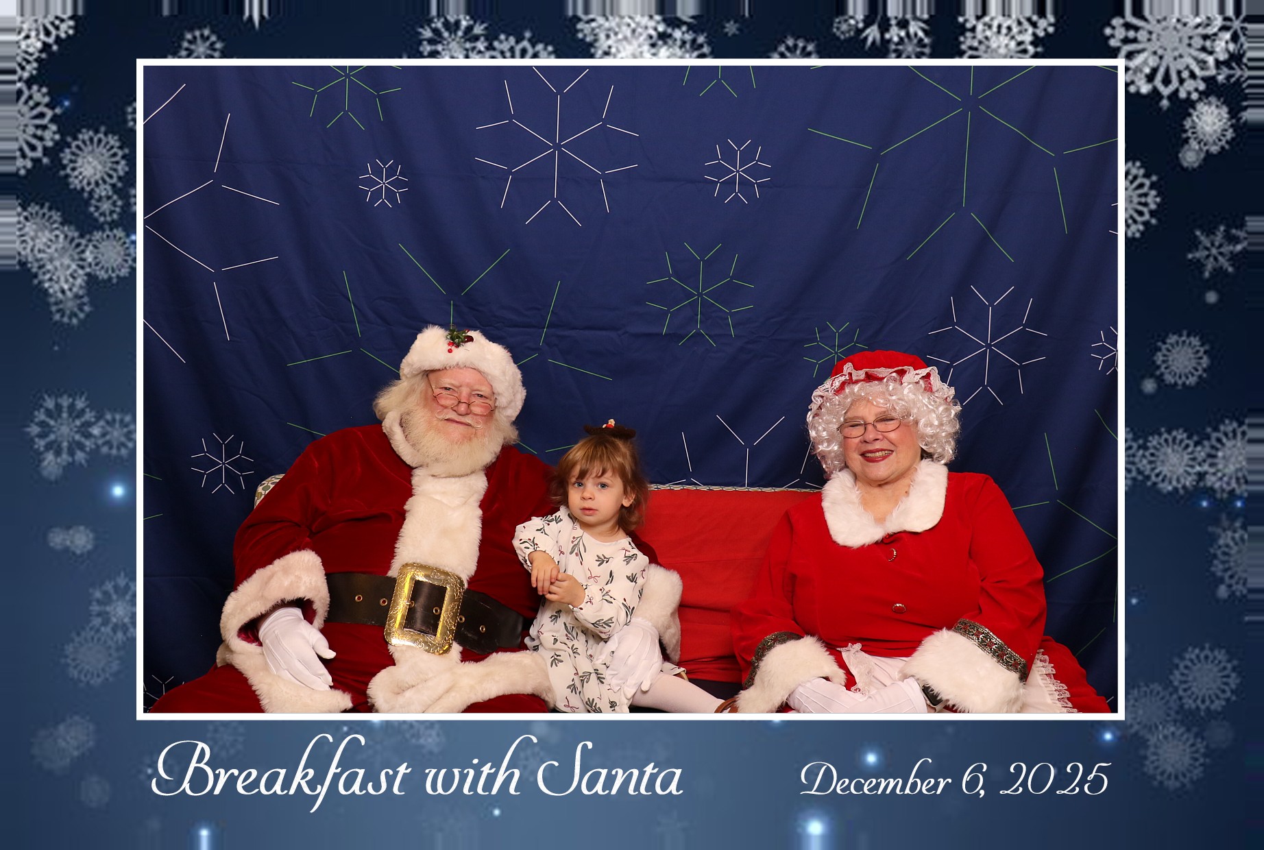 BREAKFAST WITH SANTA | View more photos from the event at gallery.photoboothcincy.com/u/PhotoBoothCincy/BREAKFAST-WITH-SANTA