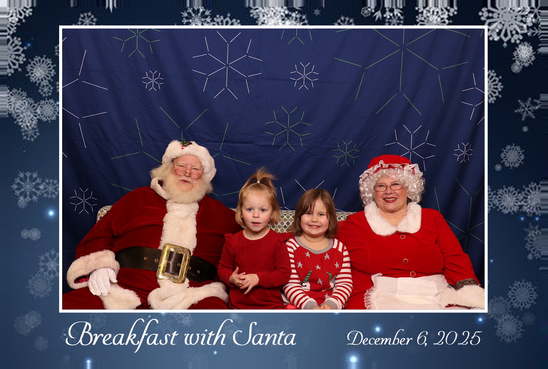 BREAKFAST WITH SANTA | View more photos from the event at gallery.photoboothcincy.com/u/PhotoBoothCincy/BREAKFAST-WITH-SANTA