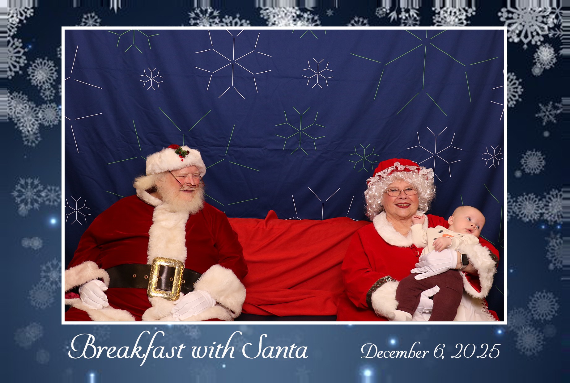 BREAKFAST WITH SANTA | View more photos from the event at gallery.photoboothcincy.com/u/PhotoBoothCincy/BREAKFAST-WITH-SANTA