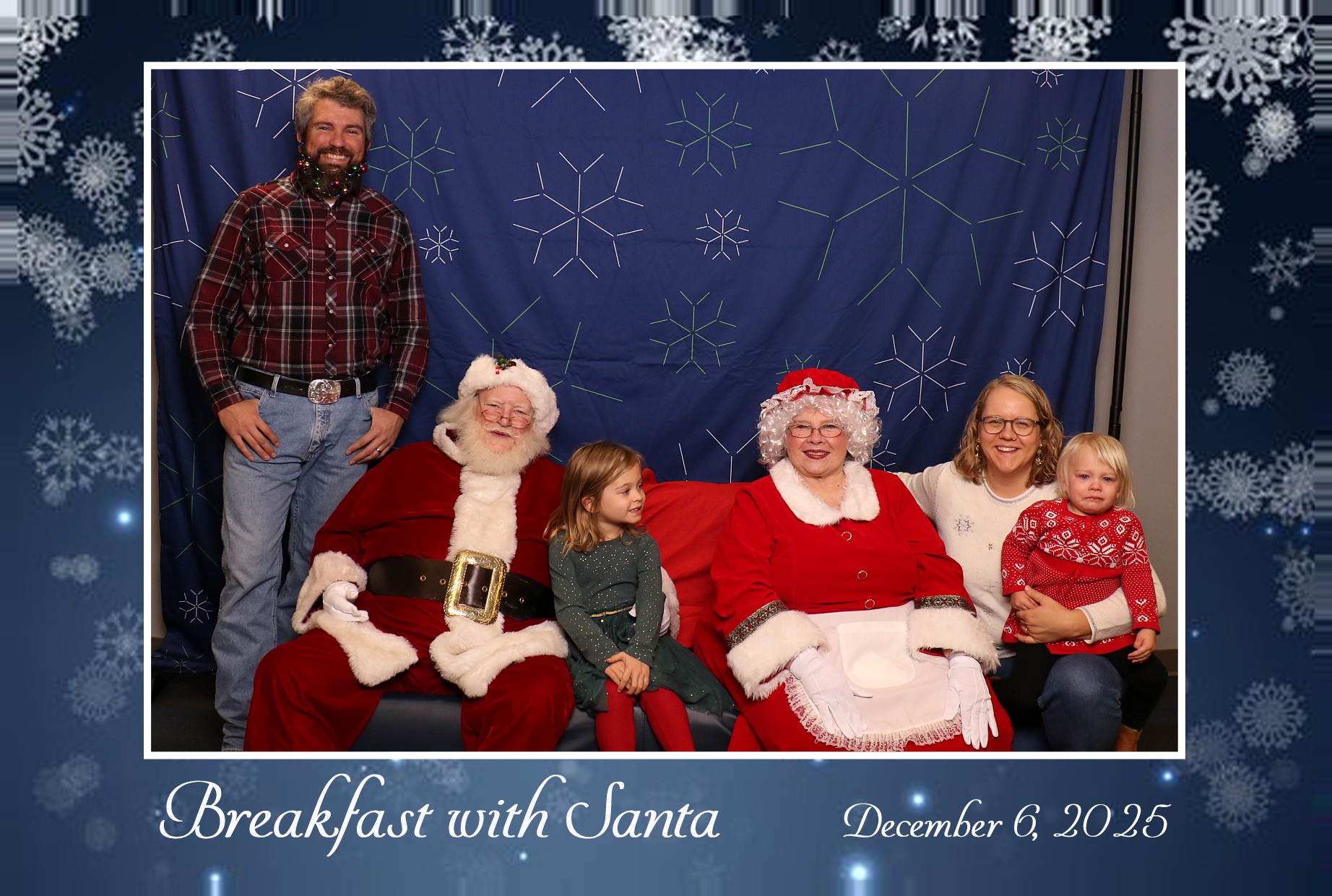 BREAKFAST WITH SANTA | View more photos from the event at gallery.photoboothcincy.com/u/PhotoBoothCincy/BREAKFAST-WITH-SANTA