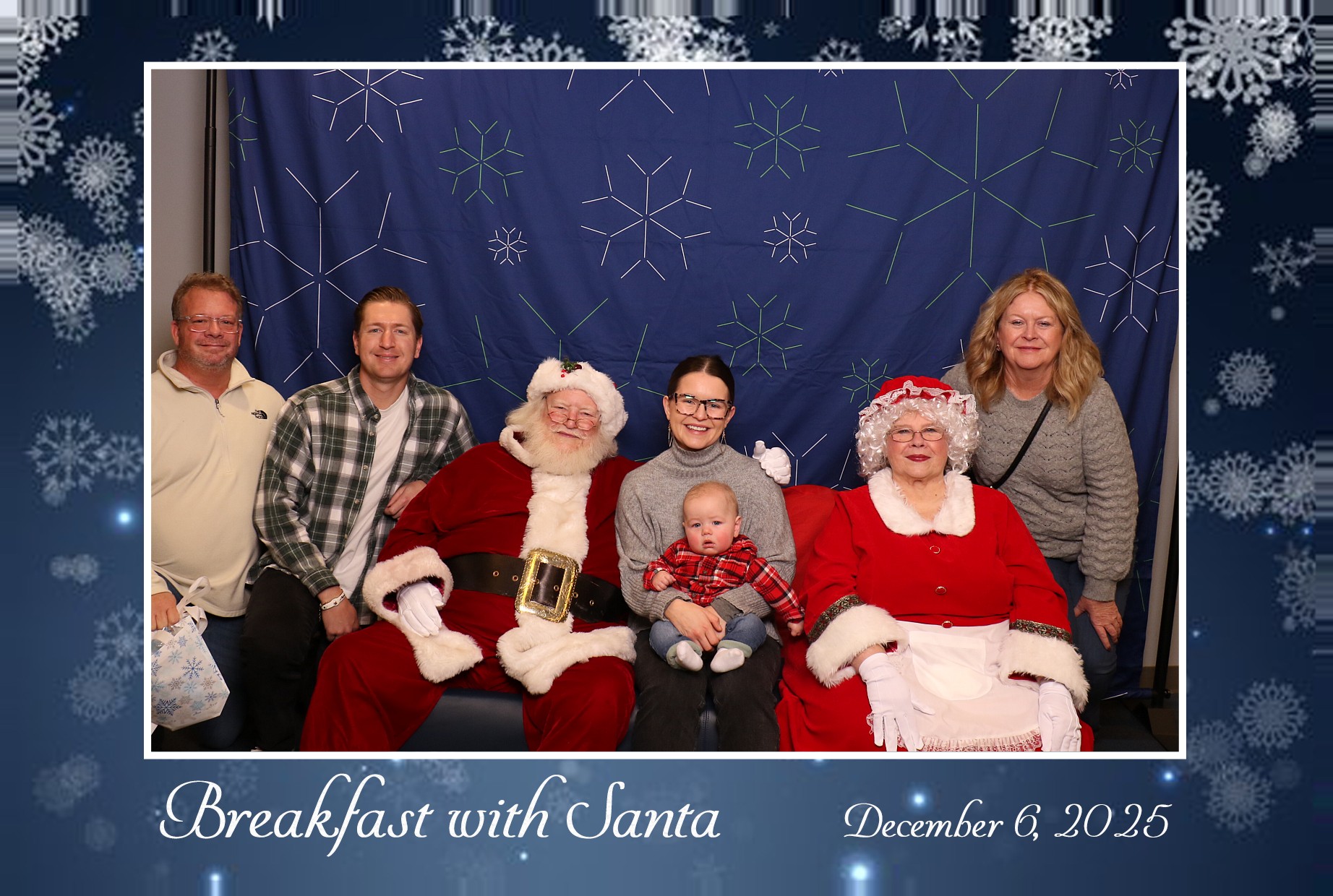 BREAKFAST WITH SANTA | View more photos from the event at gallery.photoboothcincy.com/u/PhotoBoothCincy/BREAKFAST-WITH-SANTA