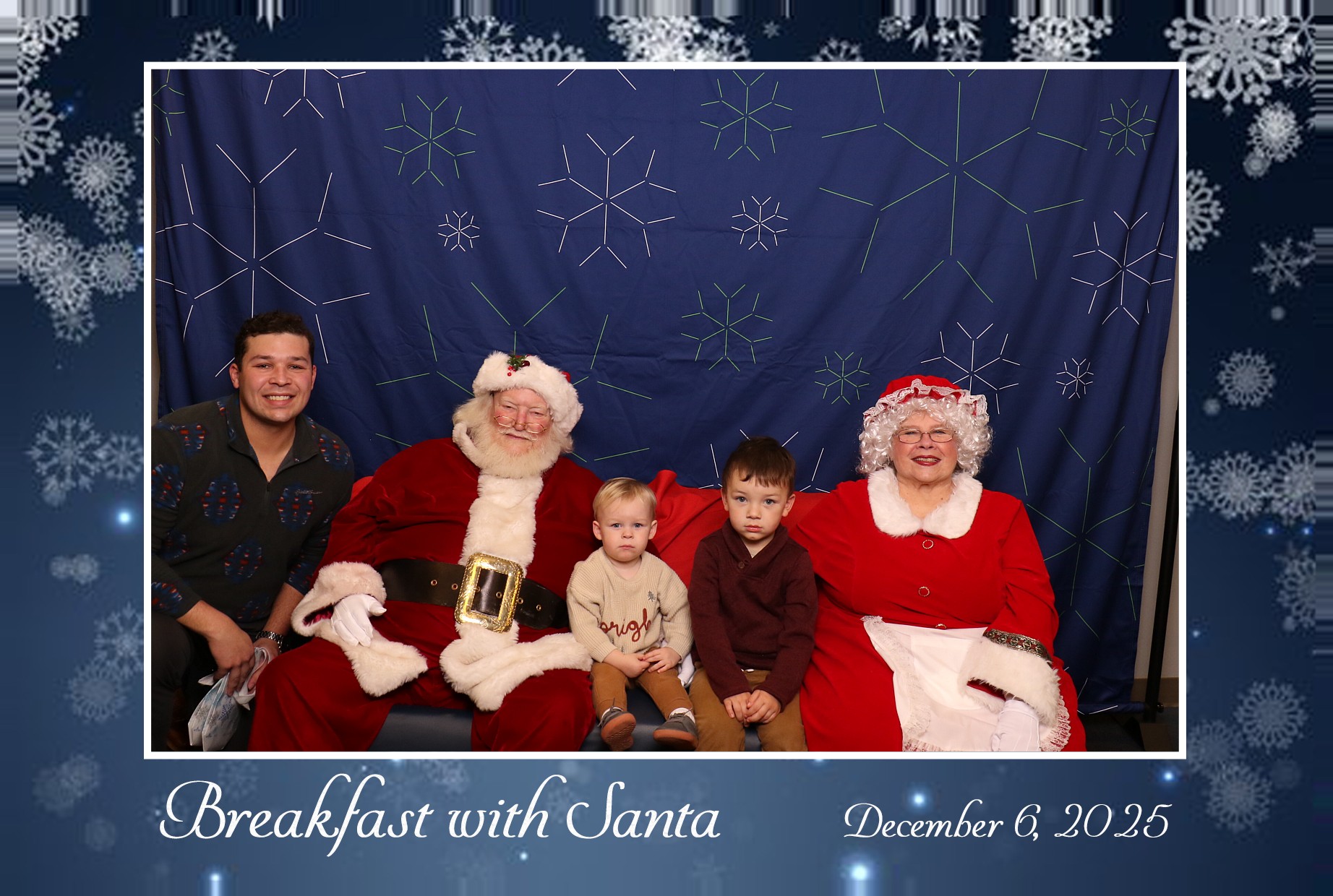 BREAKFAST WITH SANTA | View more photos from the event at gallery.photoboothcincy.com/u/PhotoBoothCincy/BREAKFAST-WITH-SANTA