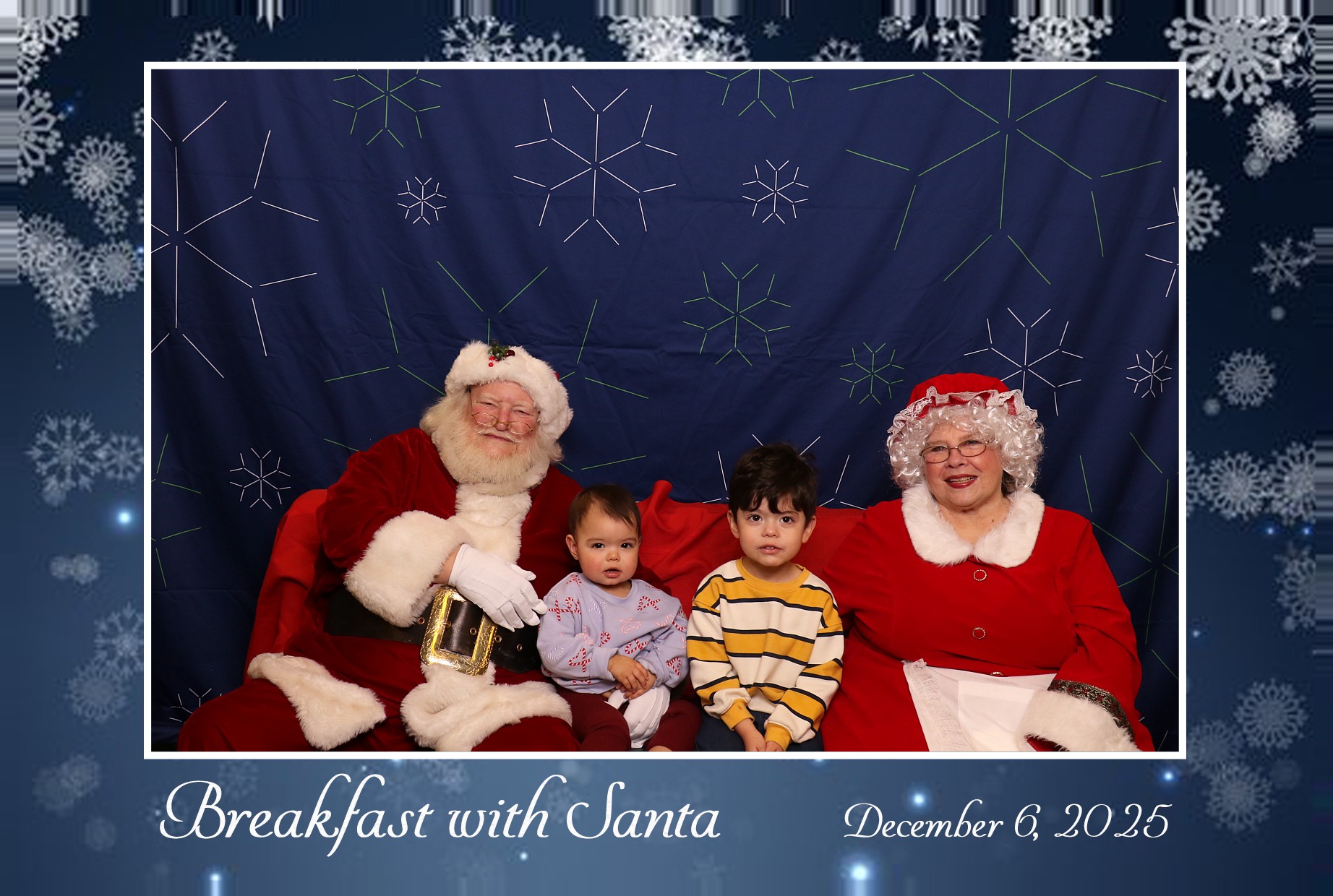 BREAKFAST WITH SANTA | View more photos from the event at gallery.photoboothcincy.com/u/PhotoBoothCincy/BREAKFAST-WITH-SANTA