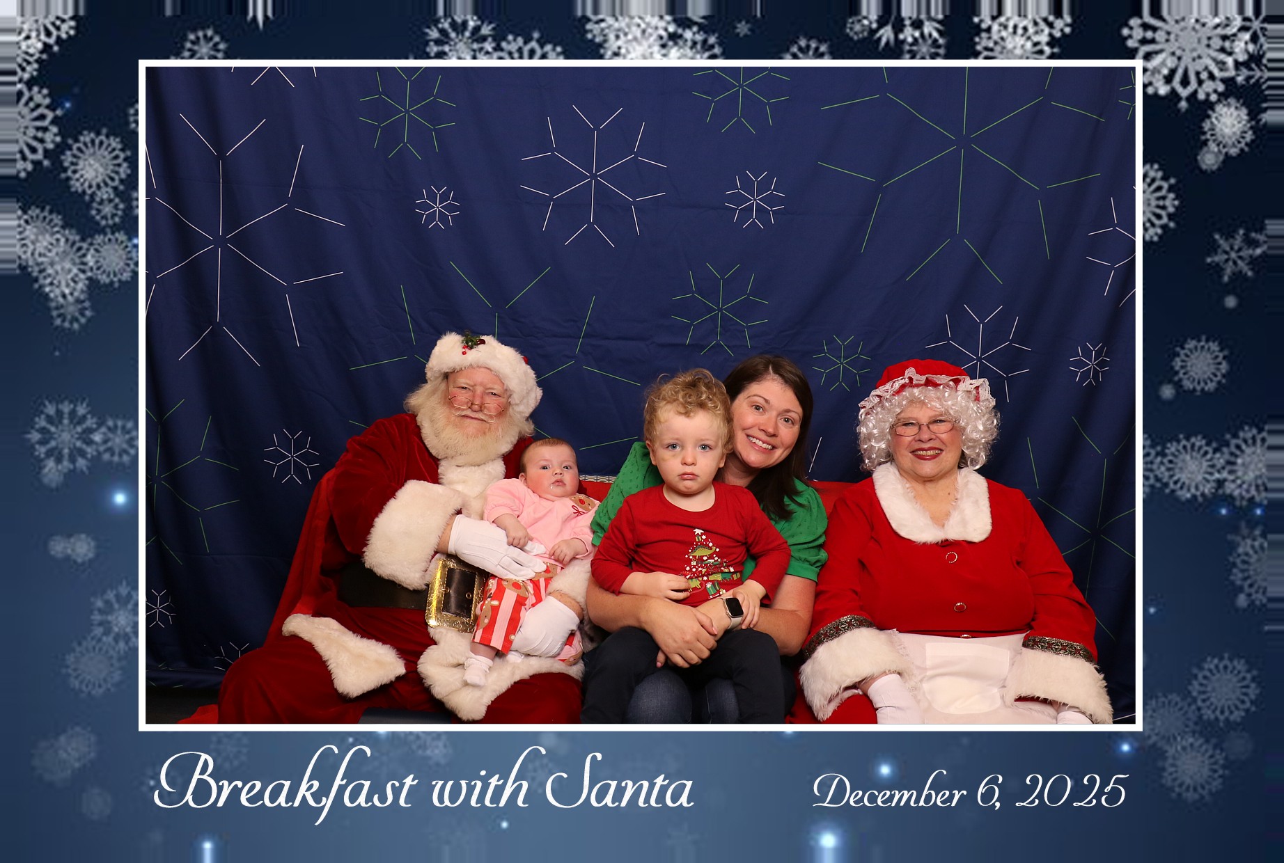 BREAKFAST WITH SANTA | View more photos from the event at gallery.photoboothcincy.com/u/PhotoBoothCincy/BREAKFAST-WITH-SANTA