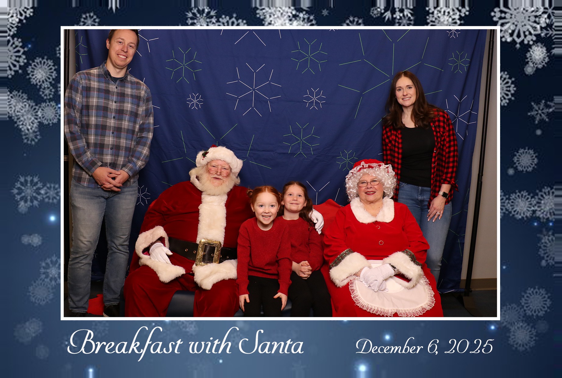 BREAKFAST WITH SANTA | View more photos from the event at gallery.photoboothcincy.com/u/PhotoBoothCincy/BREAKFAST-WITH-SANTA