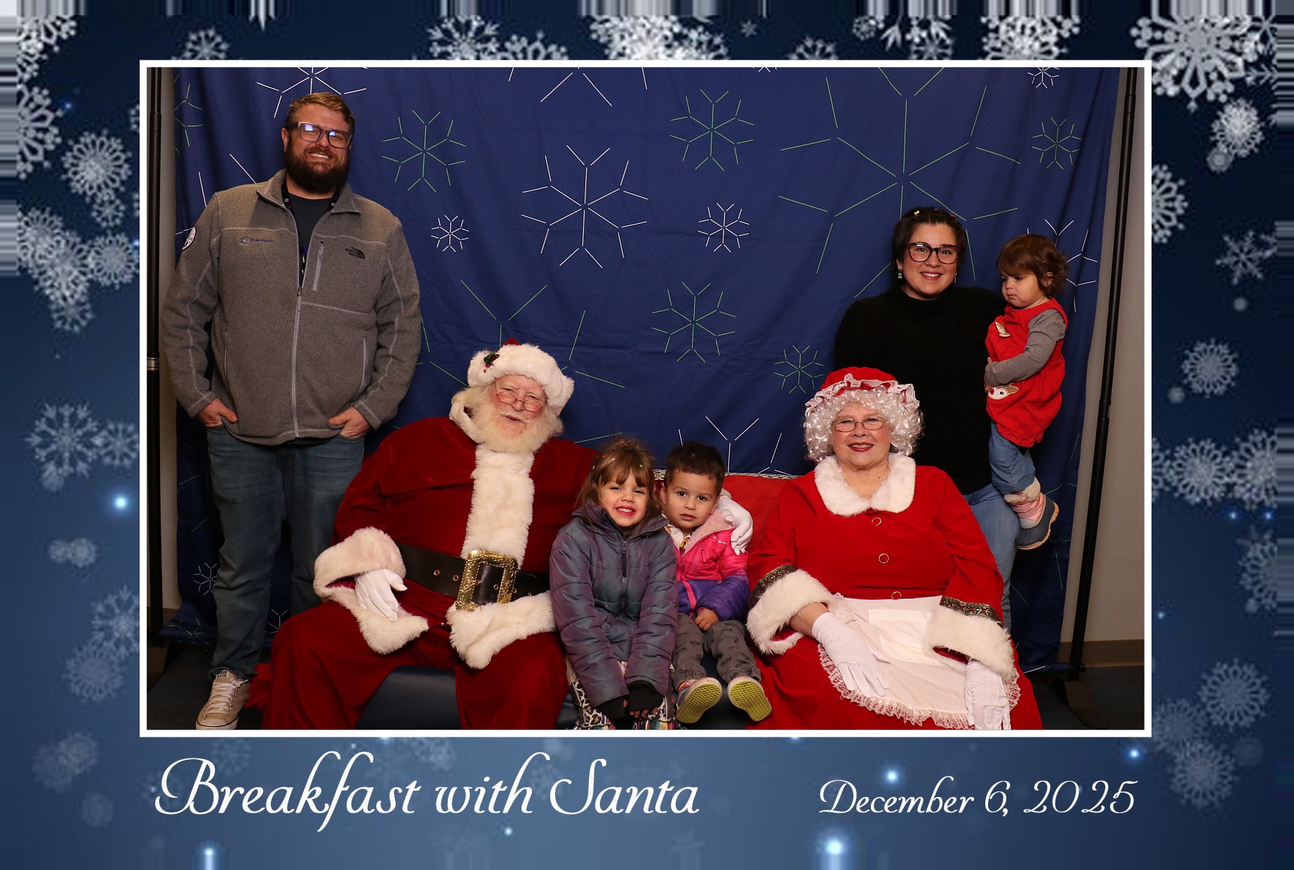 BREAKFAST WITH SANTA | View more photos from the event at gallery.photoboothcincy.com/u/PhotoBoothCincy/BREAKFAST-WITH-SANTA