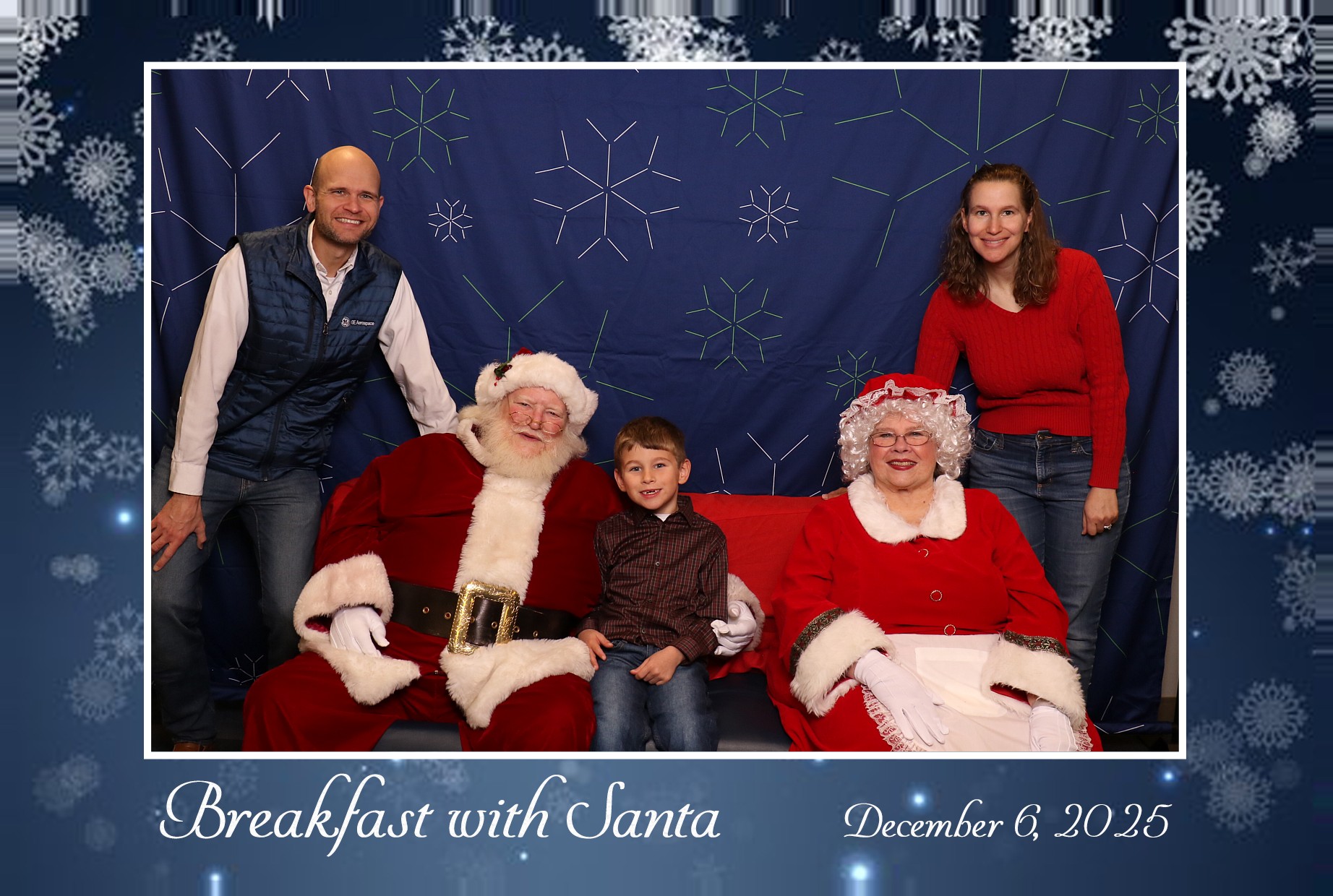 BREAKFAST WITH SANTA | View more photos from the event at gallery.photoboothcincy.com/u/PhotoBoothCincy/BREAKFAST-WITH-SANTA