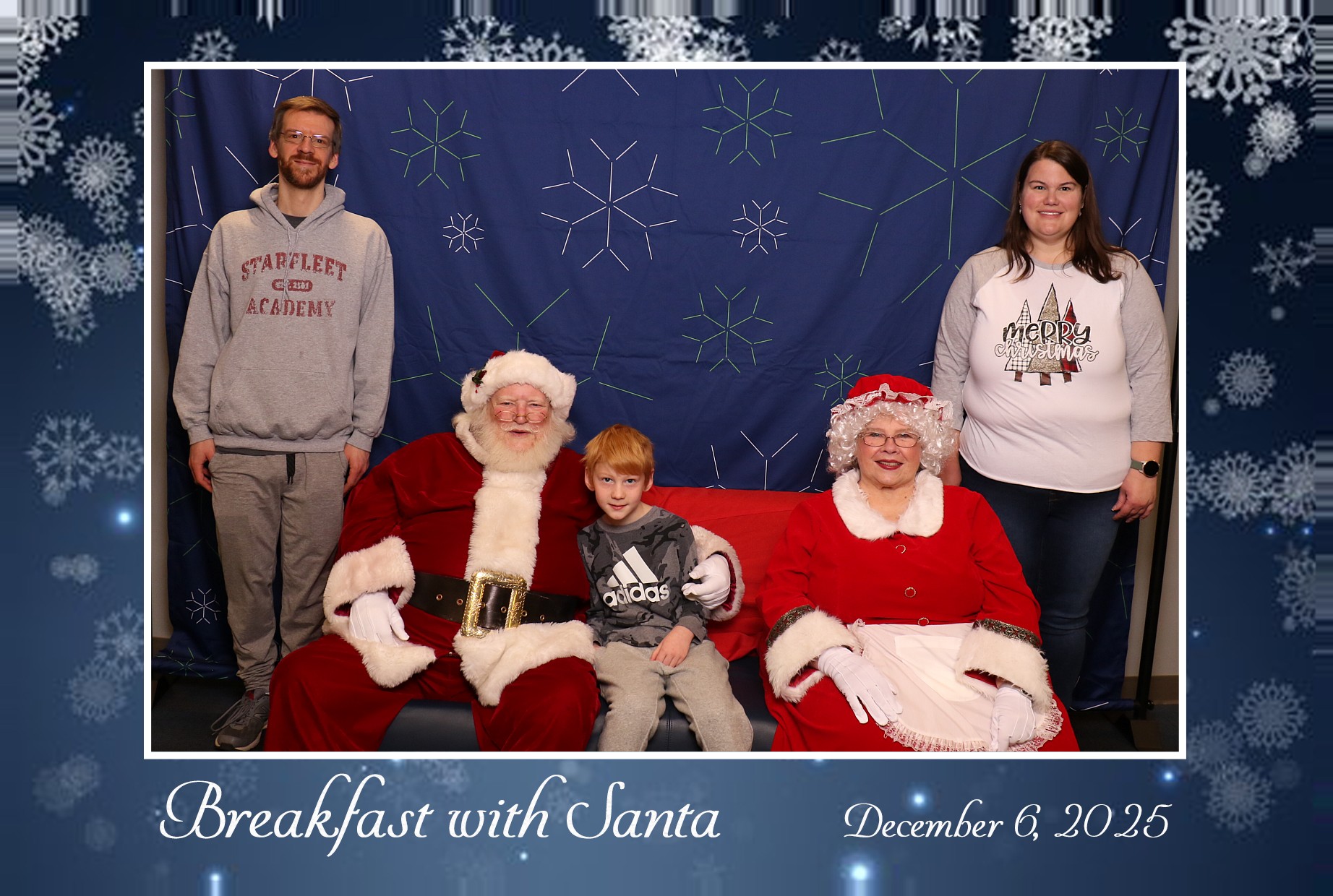 BREAKFAST WITH SANTA | View more photos from the event at gallery.photoboothcincy.com/u/PhotoBoothCincy/BREAKFAST-WITH-SANTA