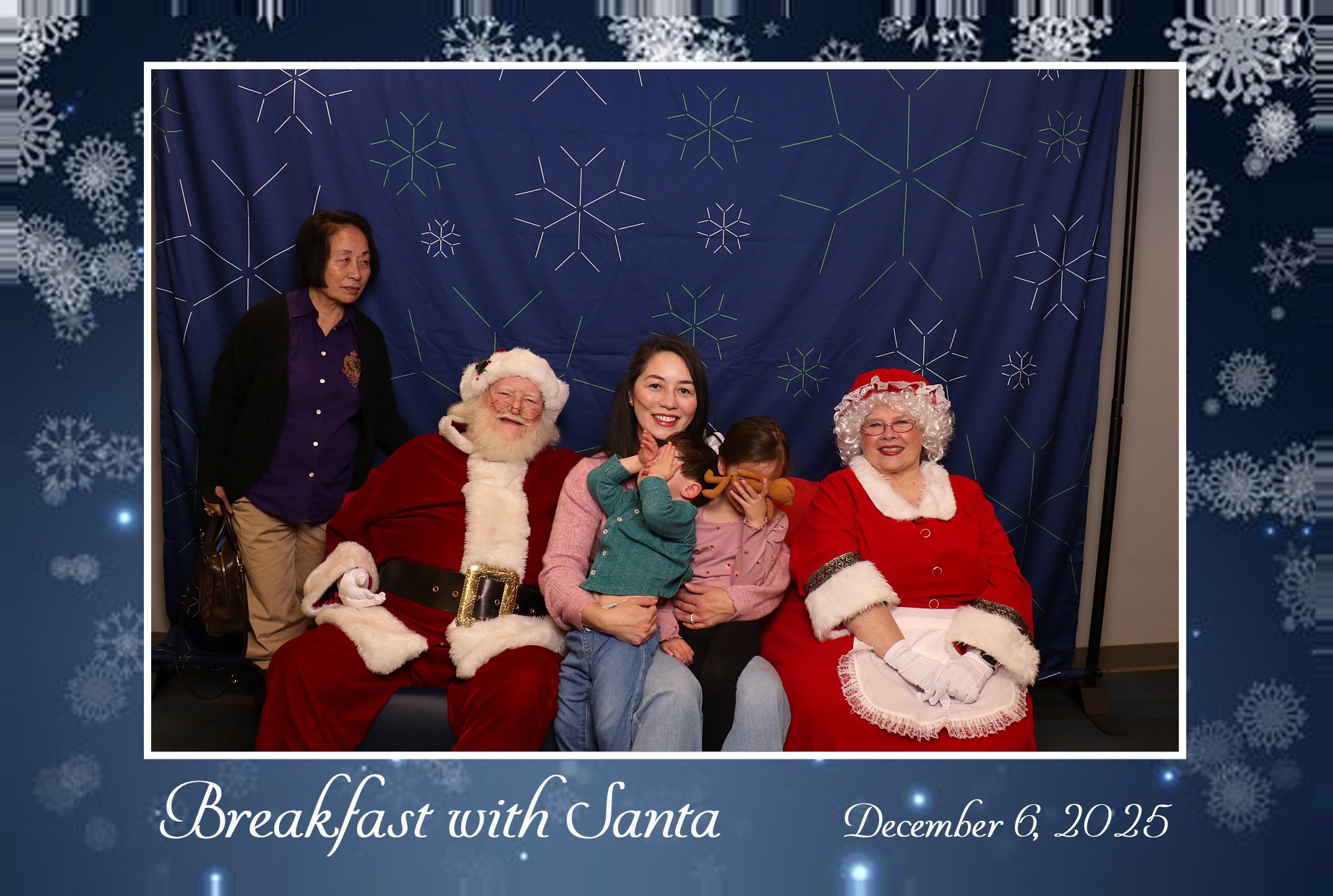BREAKFAST WITH SANTA | View more photos from the event at gallery.photoboothcincy.com/u/PhotoBoothCincy/BREAKFAST-WITH-SANTA