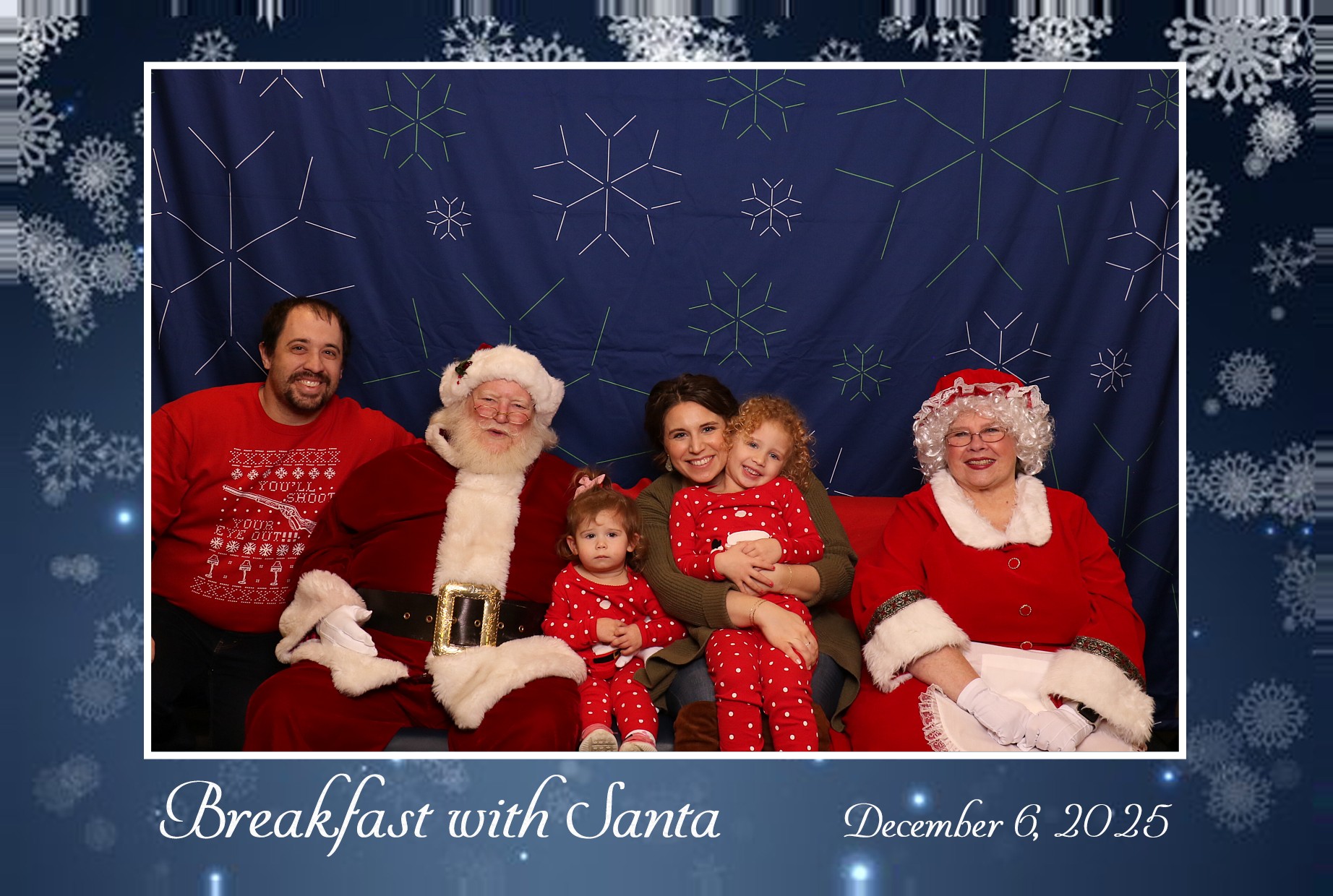 BREAKFAST WITH SANTA | View more photos from the event at gallery.photoboothcincy.com/u/PhotoBoothCincy/BREAKFAST-WITH-SANTA