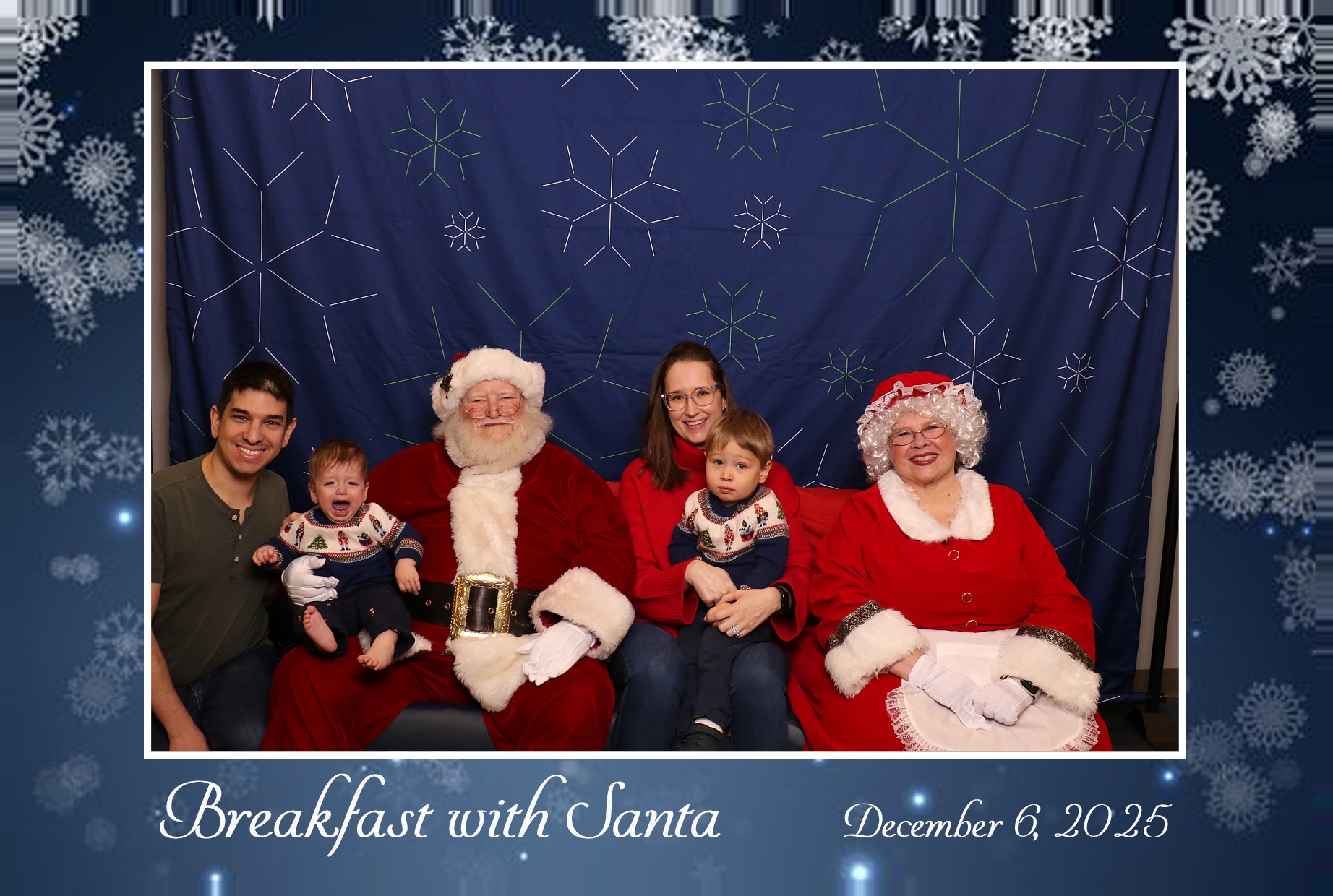 BREAKFAST WITH SANTA | View more photos from the event at gallery.photoboothcincy.com/u/PhotoBoothCincy/BREAKFAST-WITH-SANTA