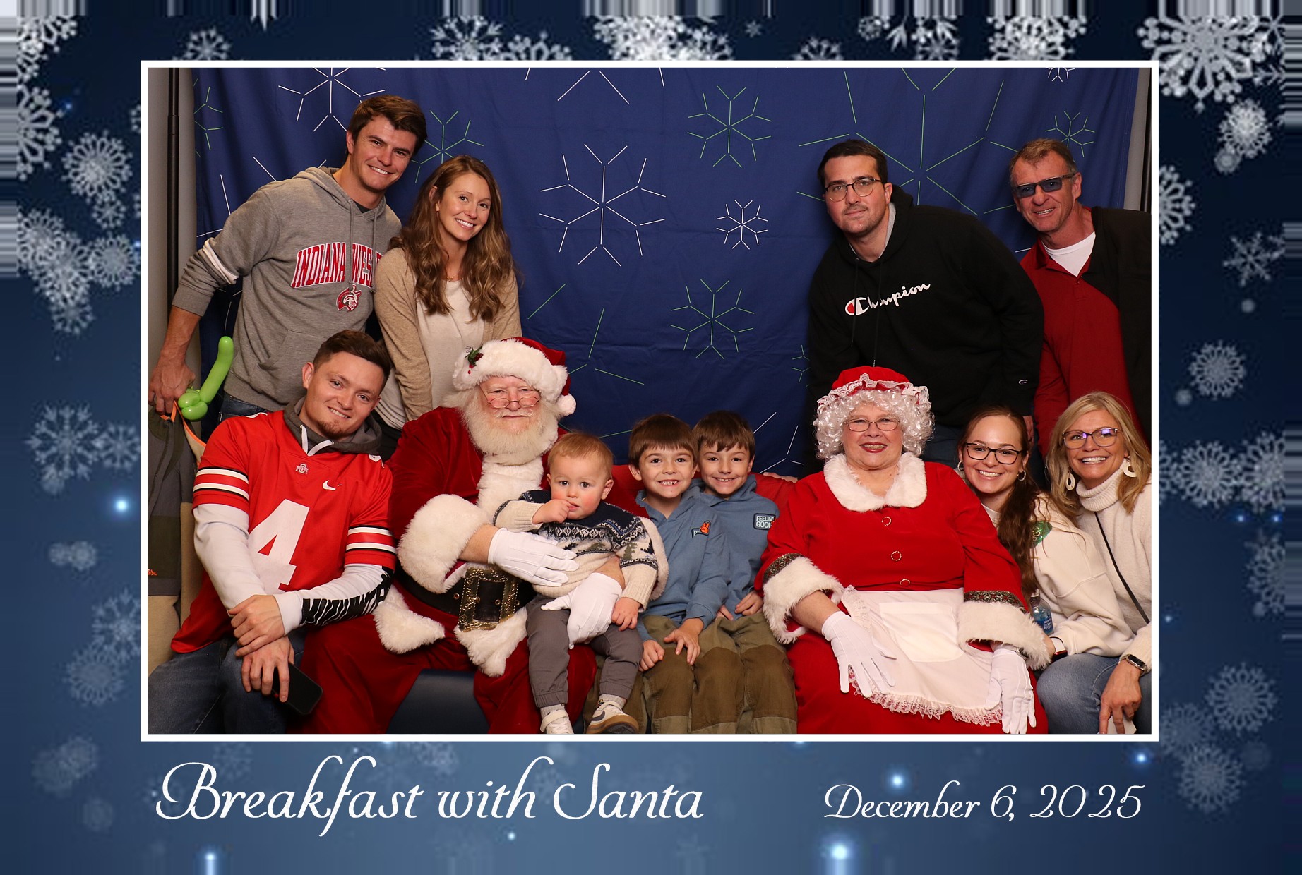 BREAKFAST WITH SANTA | View more photos from the event at gallery.photoboothcincy.com/u/PhotoBoothCincy/BREAKFAST-WITH-SANTA
