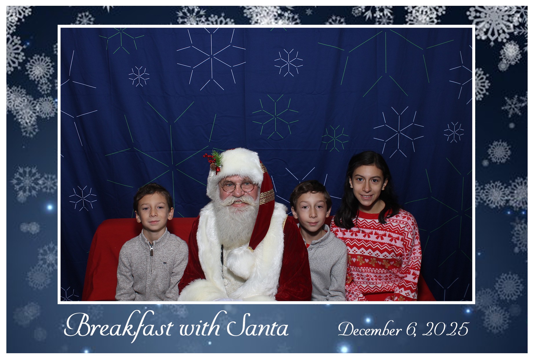 BREAKFAST WITH SANTA | View more photos from the event at gallery.photoboothcincy.com/u/PhotoBoothCincy/BREAKFAST-WITH-SANTA