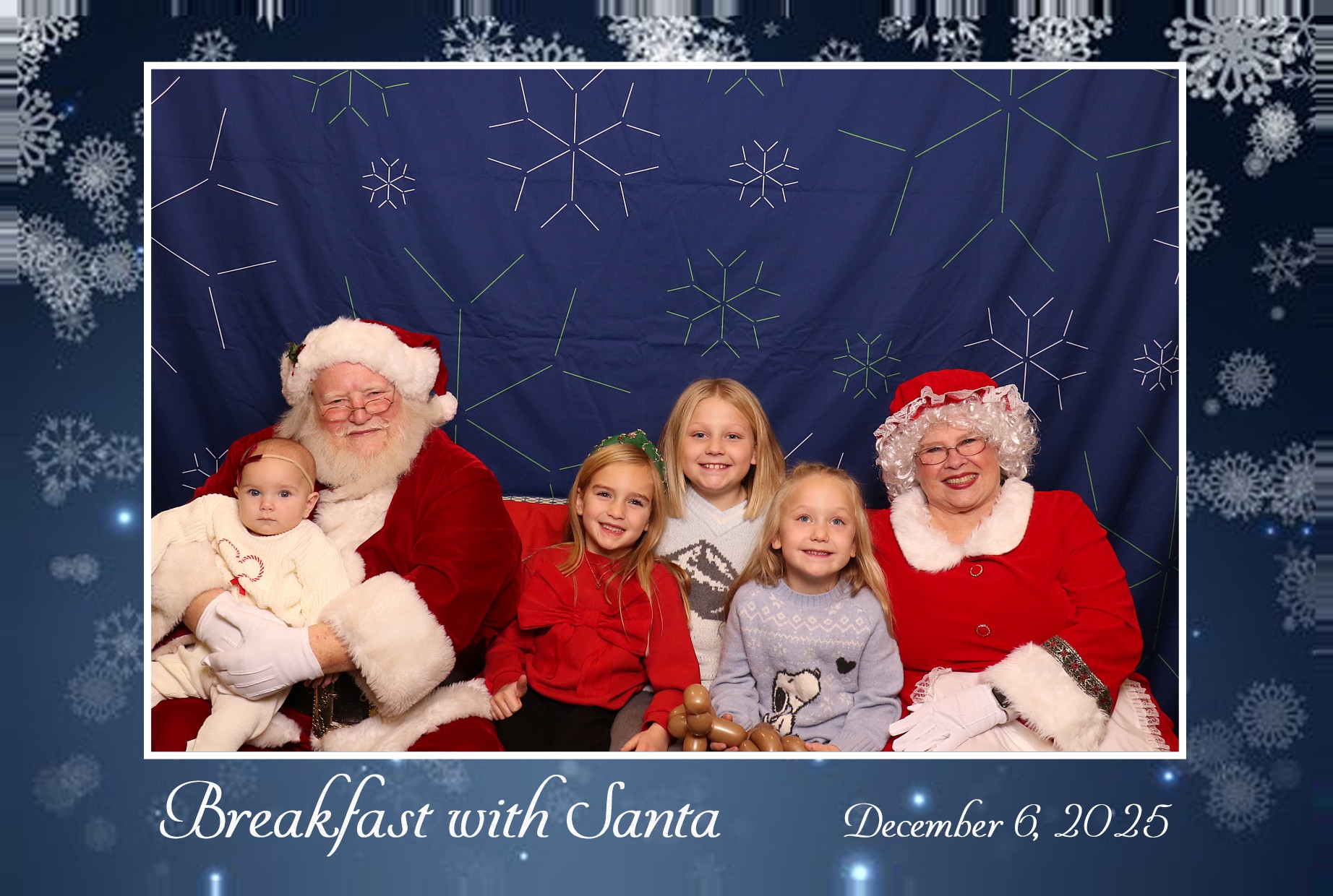 BREAKFAST WITH SANTA | View more photos from the event at gallery.photoboothcincy.com/u/PhotoBoothCincy/BREAKFAST-WITH-SANTA