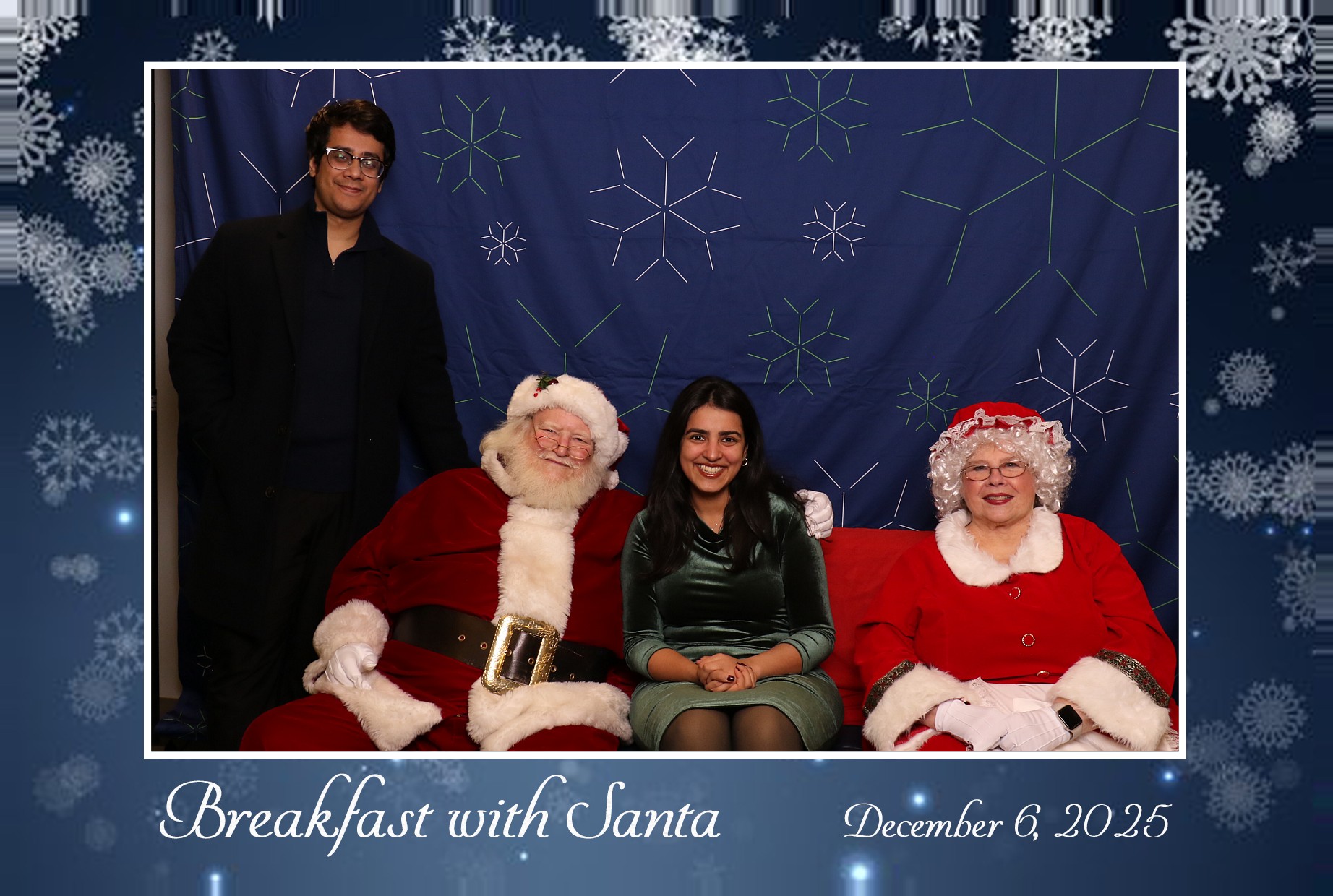 BREAKFAST WITH SANTA | View more photos from the event at gallery.photoboothcincy.com/u/PhotoBoothCincy/BREAKFAST-WITH-SANTA