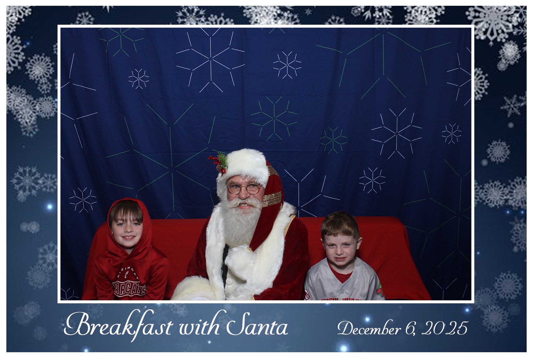 BREAKFAST WITH SANTA | View more photos from the event at gallery.photoboothcincy.com/u/PhotoBoothCincy/BREAKFAST-WITH-SANTA