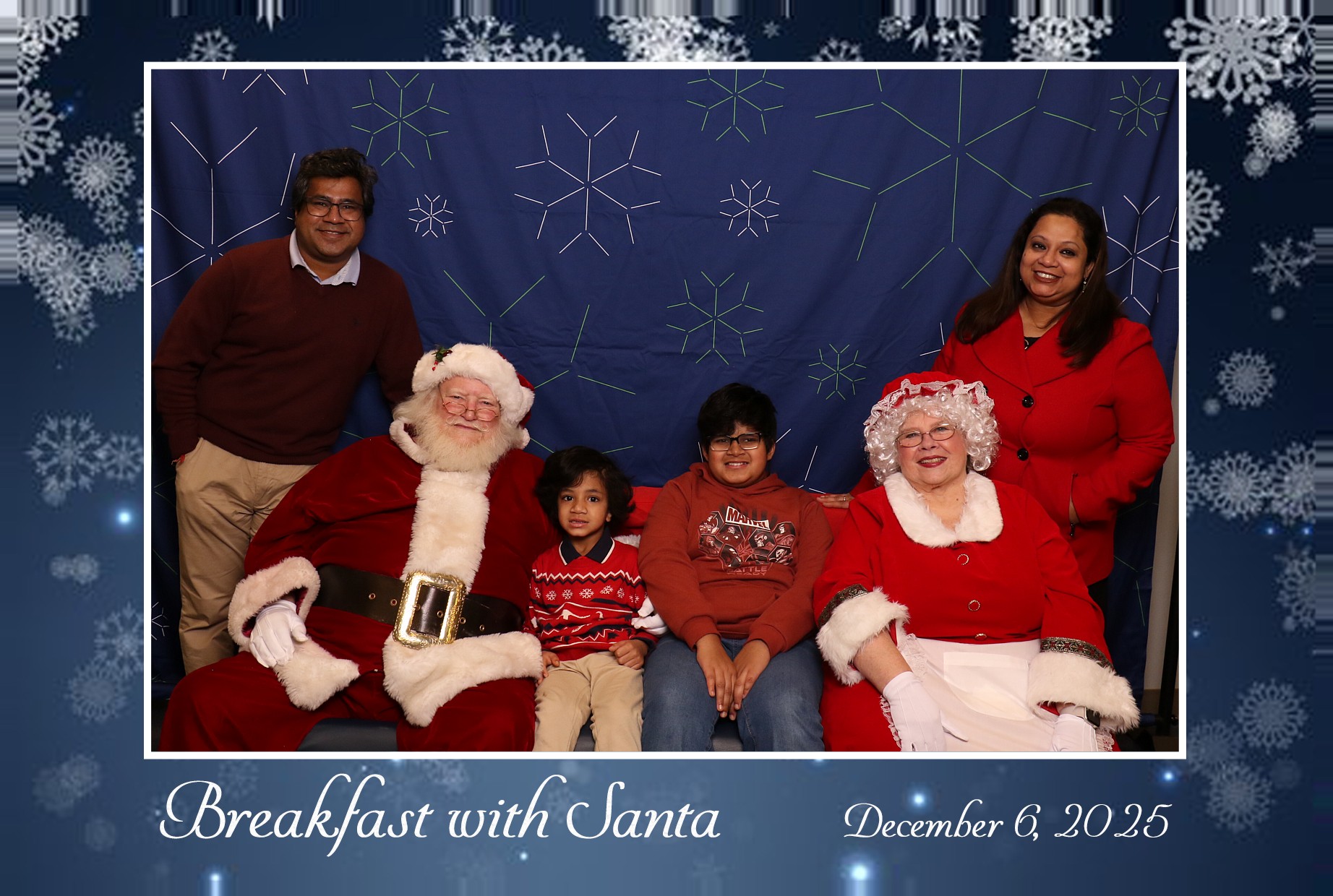 BREAKFAST WITH SANTA | View more photos from the event at gallery.photoboothcincy.com/u/PhotoBoothCincy/BREAKFAST-WITH-SANTA