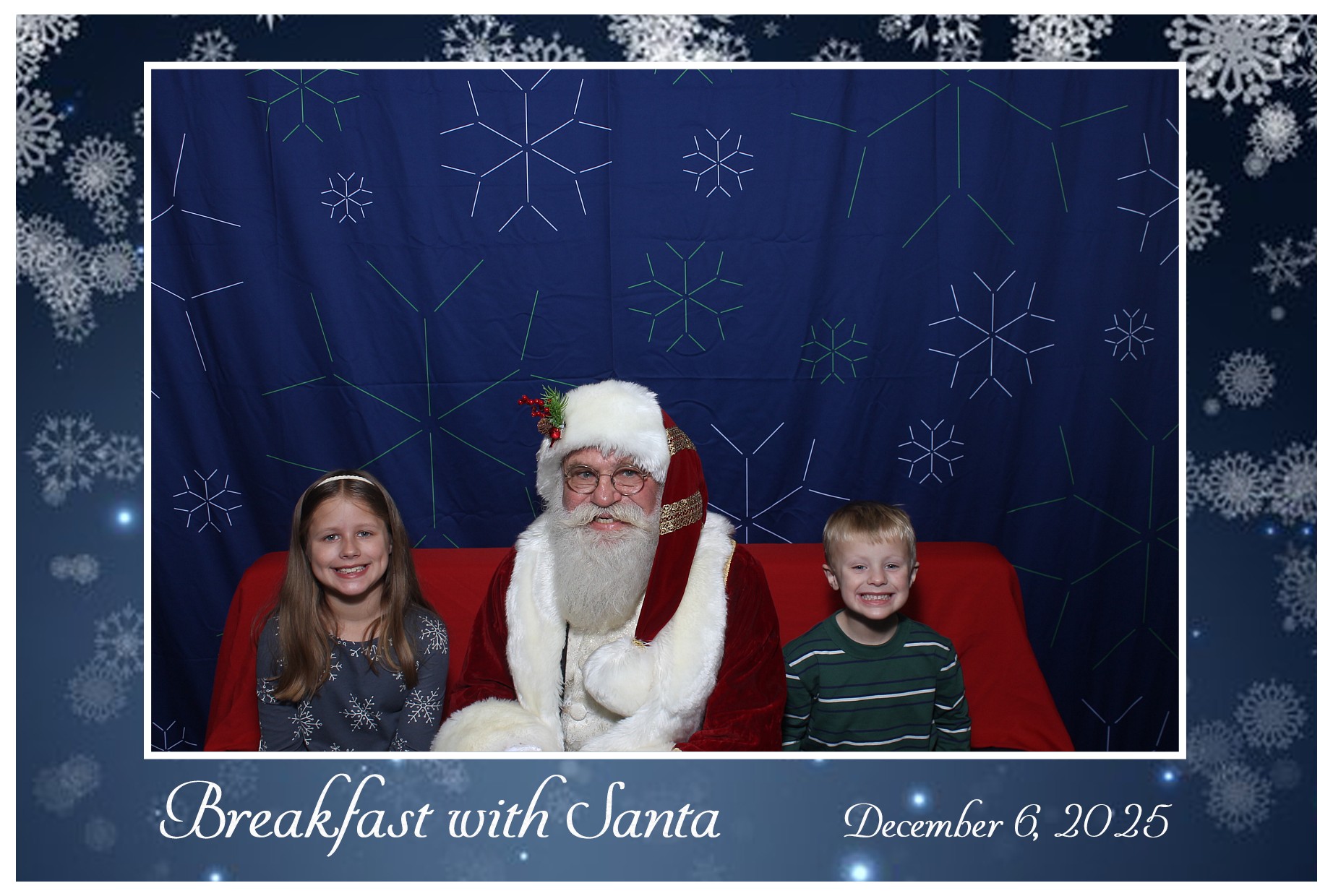 BREAKFAST WITH SANTA | View more photos from the event at gallery.photoboothcincy.com/u/PhotoBoothCincy/BREAKFAST-WITH-SANTA