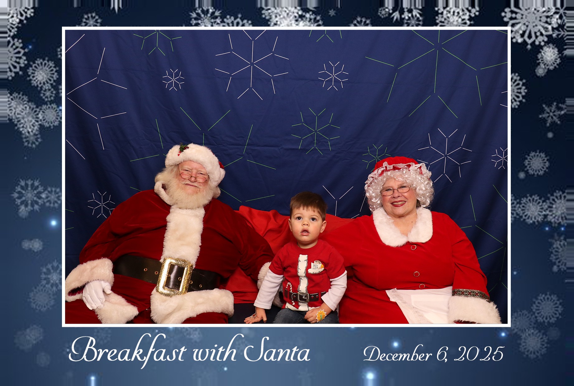BREAKFAST WITH SANTA | View more photos from the event at gallery.photoboothcincy.com/u/PhotoBoothCincy/BREAKFAST-WITH-SANTA