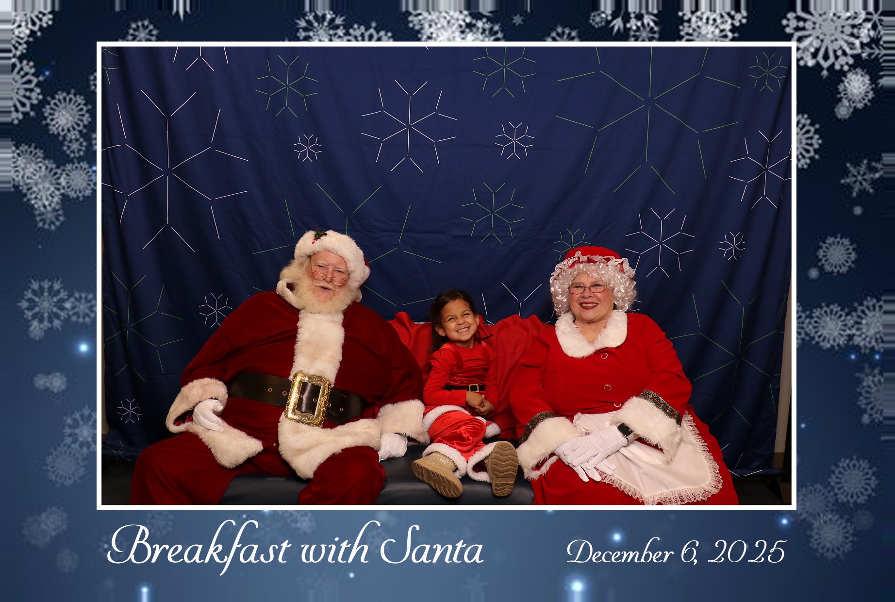 BREAKFAST WITH SANTA | View more photos from the event at gallery.photoboothcincy.com/u/PhotoBoothCincy/BREAKFAST-WITH-SANTA