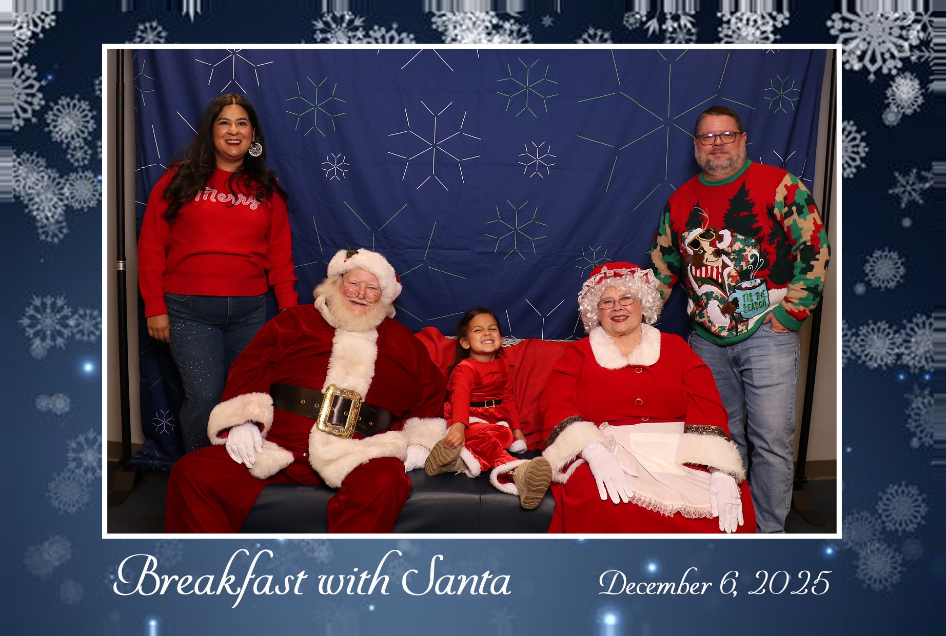 BREAKFAST WITH SANTA | View more photos from the event at gallery.photoboothcincy.com/u/PhotoBoothCincy/BREAKFAST-WITH-SANTA