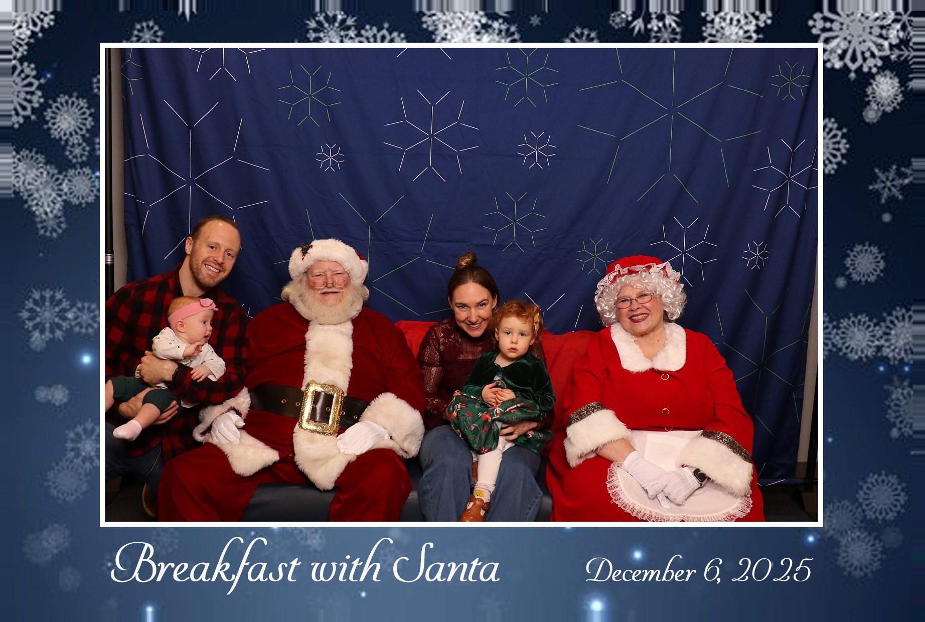 BREAKFAST WITH SANTA | View more photos from the event at gallery.photoboothcincy.com/u/PhotoBoothCincy/BREAKFAST-WITH-SANTA