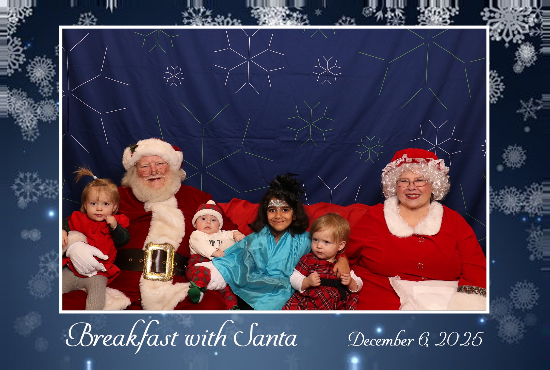 BREAKFAST WITH SANTA | View more photos from the event at gallery.photoboothcincy.com/u/PhotoBoothCincy/BREAKFAST-WITH-SANTA