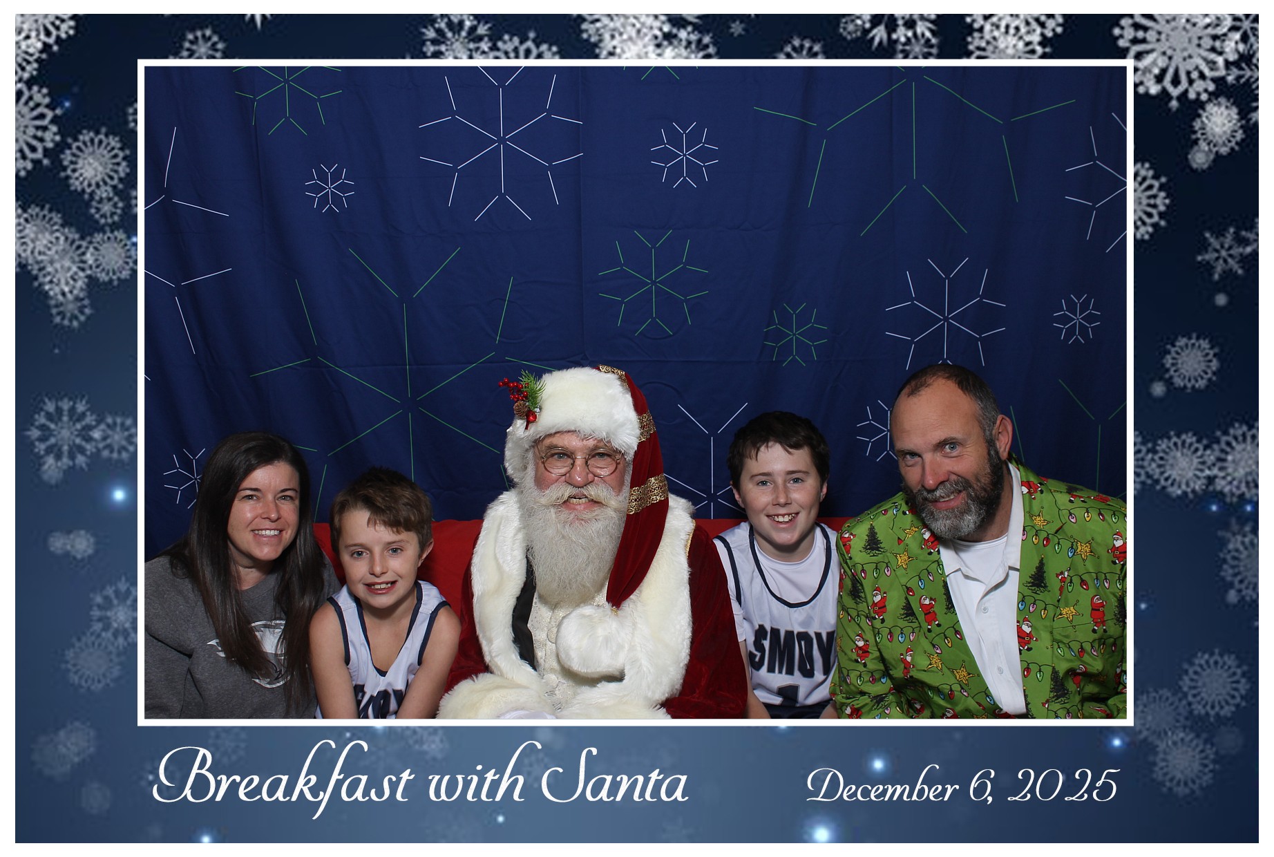 BREAKFAST WITH SANTA | View more photos from the event at gallery.photoboothcincy.com/u/PhotoBoothCincy/BREAKFAST-WITH-SANTA