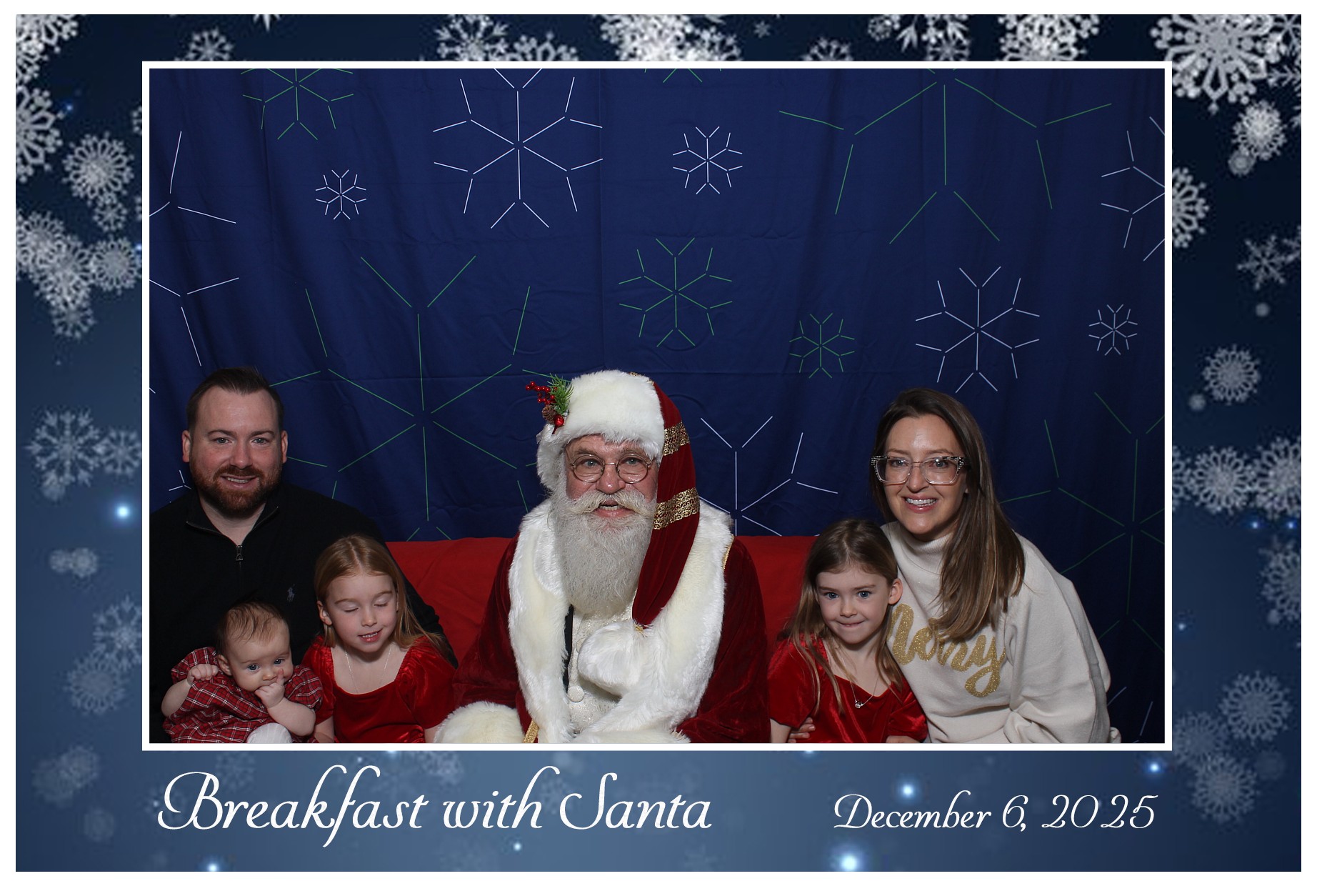 BREAKFAST WITH SANTA | View more photos from the event at gallery.photoboothcincy.com/u/PhotoBoothCincy/BREAKFAST-WITH-SANTA