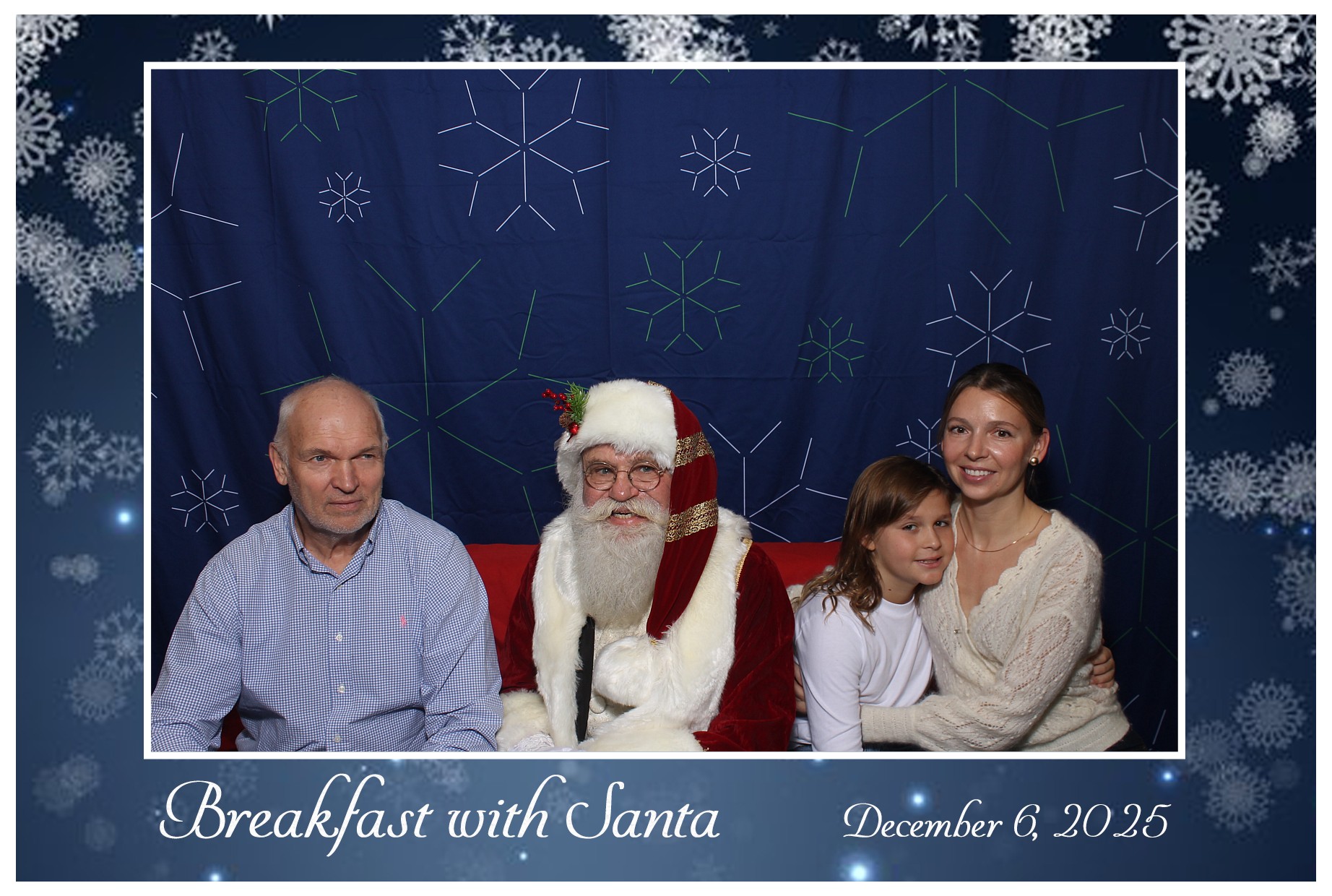 BREAKFAST WITH SANTA | View more photos from the event at gallery.photoboothcincy.com/u/PhotoBoothCincy/BREAKFAST-WITH-SANTA