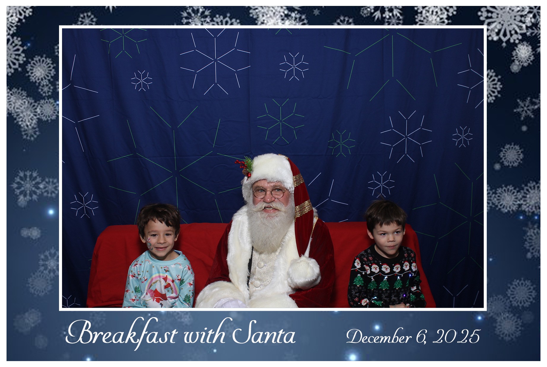 BREAKFAST WITH SANTA | View more photos from the event at gallery.photoboothcincy.com/u/PhotoBoothCincy/BREAKFAST-WITH-SANTA