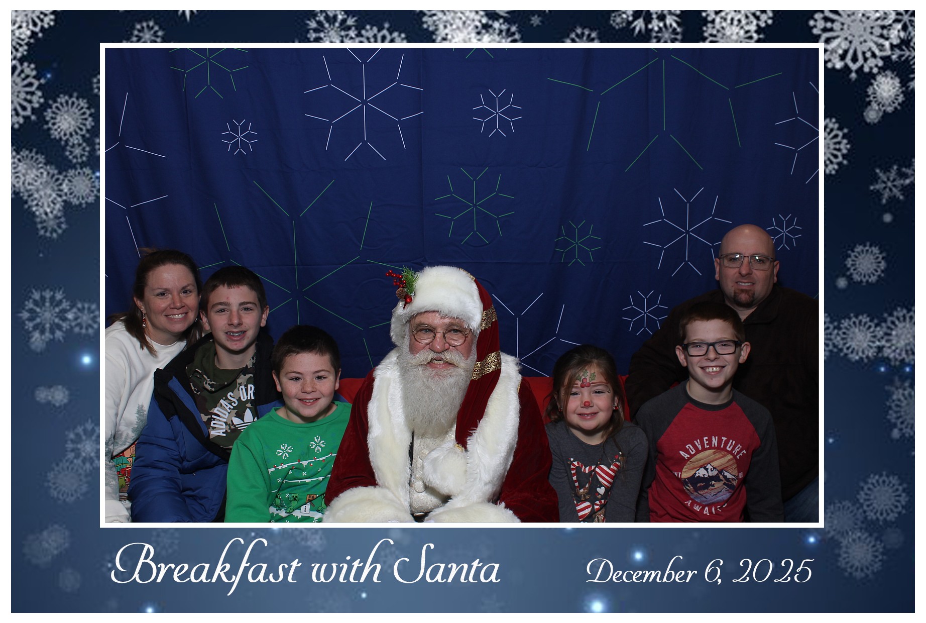BREAKFAST WITH SANTA | View more photos from the event at gallery.photoboothcincy.com/u/PhotoBoothCincy/BREAKFAST-WITH-SANTA