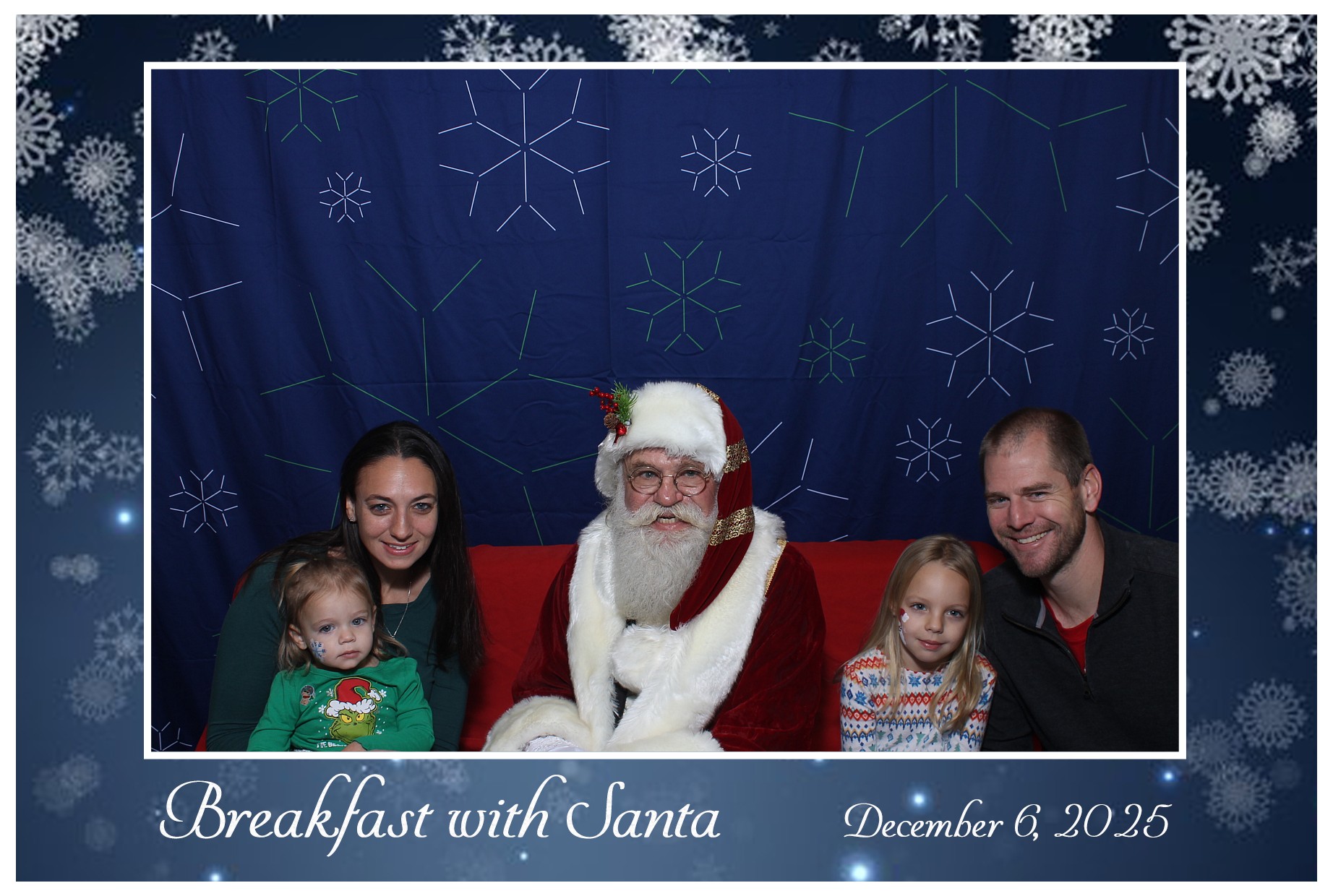 BREAKFAST WITH SANTA | View more photos from the event at gallery.photoboothcincy.com/u/PhotoBoothCincy/BREAKFAST-WITH-SANTA