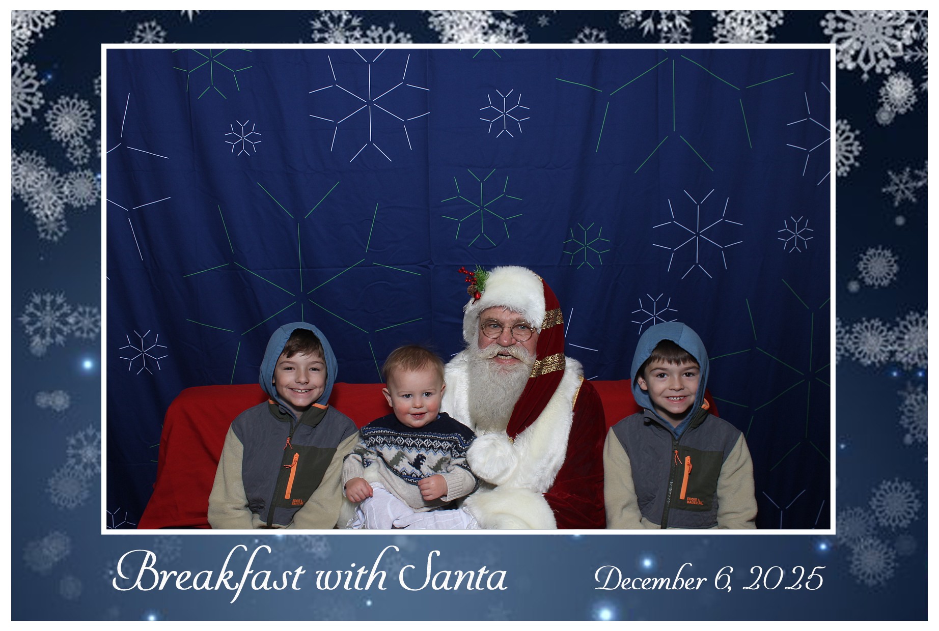 BREAKFAST WITH SANTA | View more photos from the event at gallery.photoboothcincy.com/u/PhotoBoothCincy/BREAKFAST-WITH-SANTA
