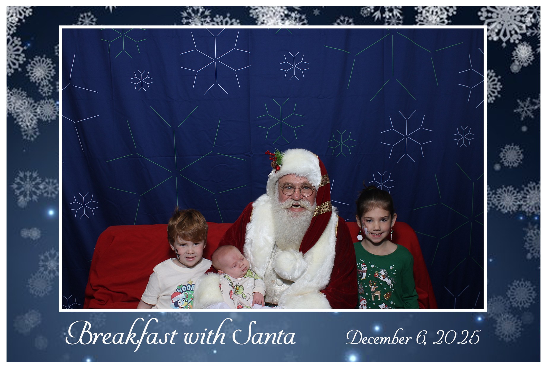 BREAKFAST WITH SANTA | View more photos from the event at gallery.photoboothcincy.com/u/PhotoBoothCincy/BREAKFAST-WITH-SANTA