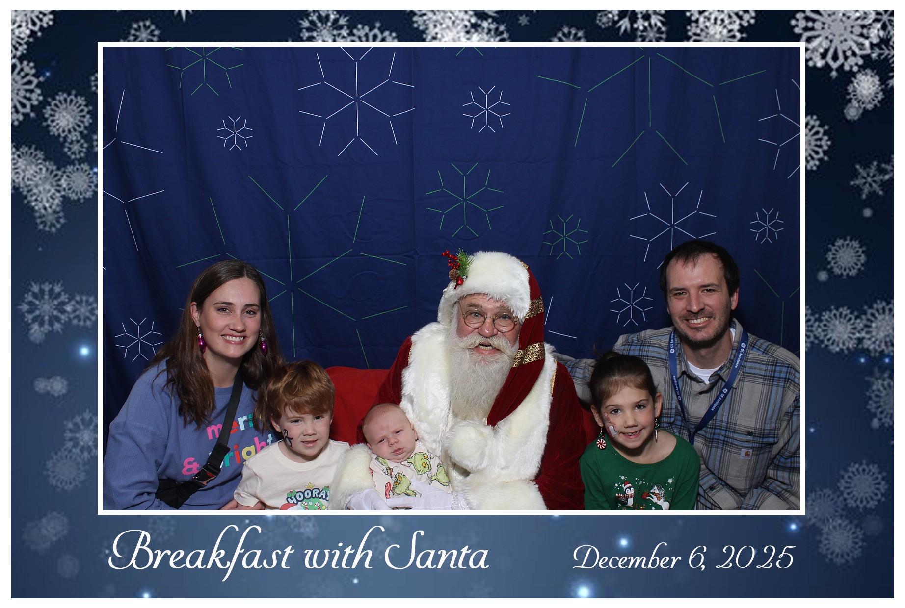 BREAKFAST WITH SANTA | View more photos from the event at gallery.photoboothcincy.com/u/PhotoBoothCincy/BREAKFAST-WITH-SANTA