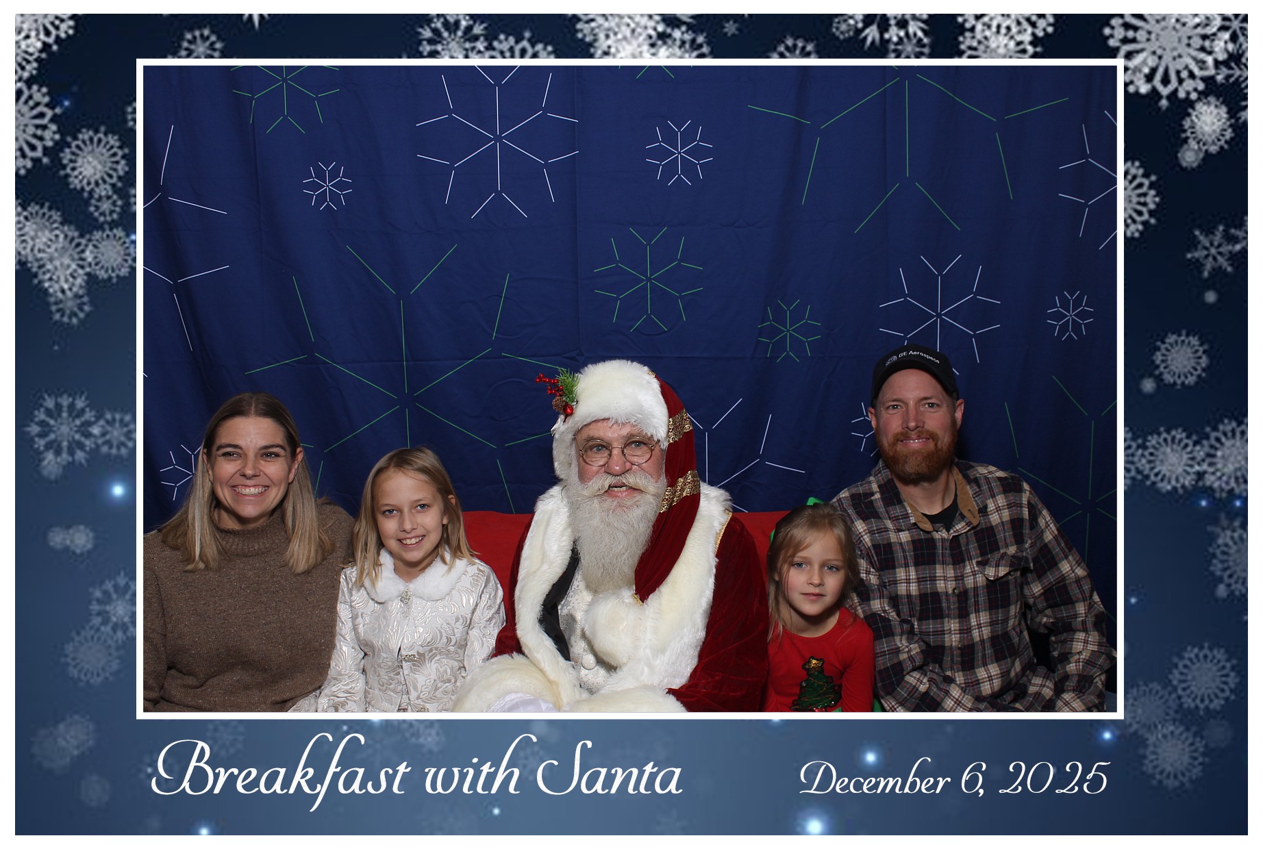 BREAKFAST WITH SANTA | View more photos from the event at gallery.photoboothcincy.com/u/PhotoBoothCincy/BREAKFAST-WITH-SANTA