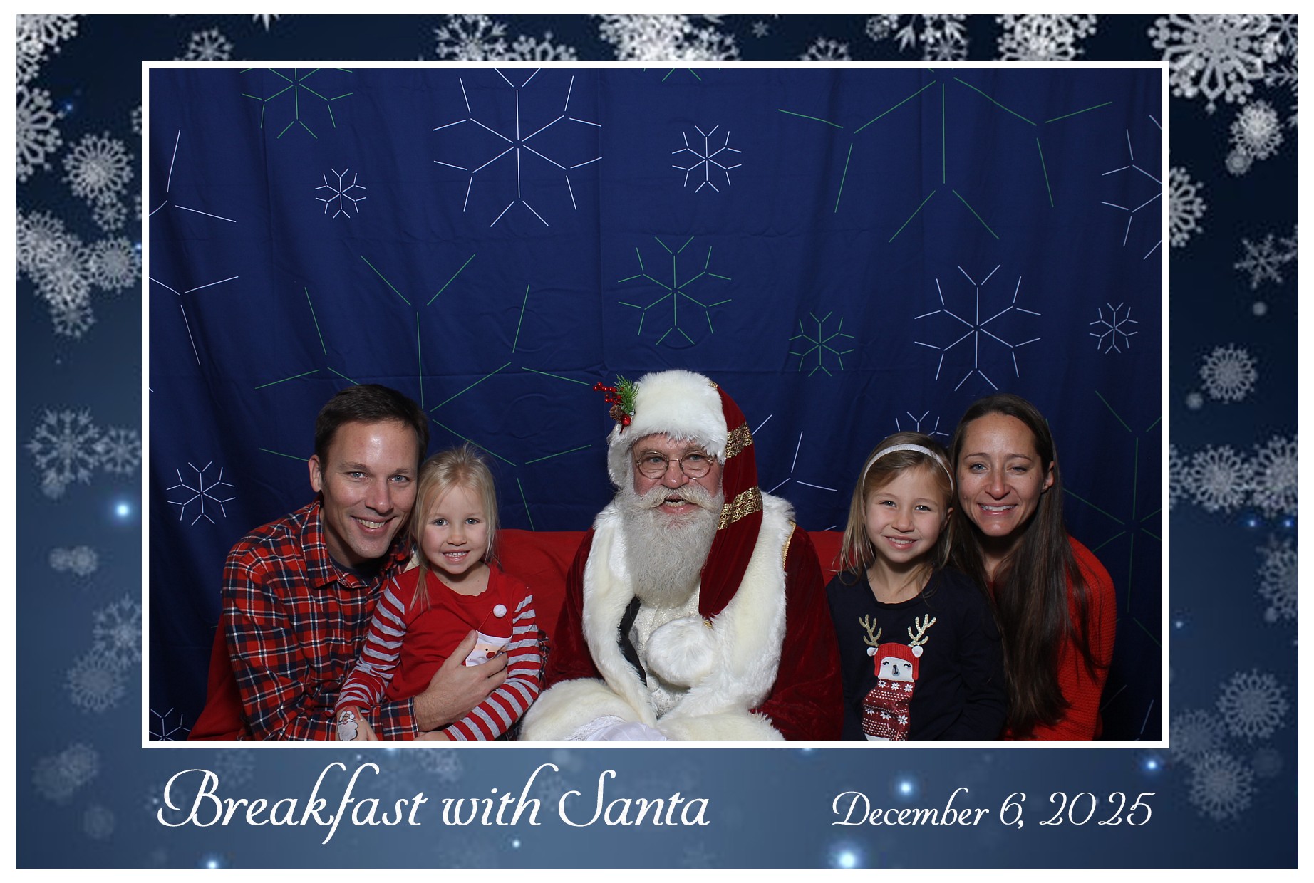 BREAKFAST WITH SANTA | View more photos from the event at gallery.photoboothcincy.com/u/PhotoBoothCincy/BREAKFAST-WITH-SANTA