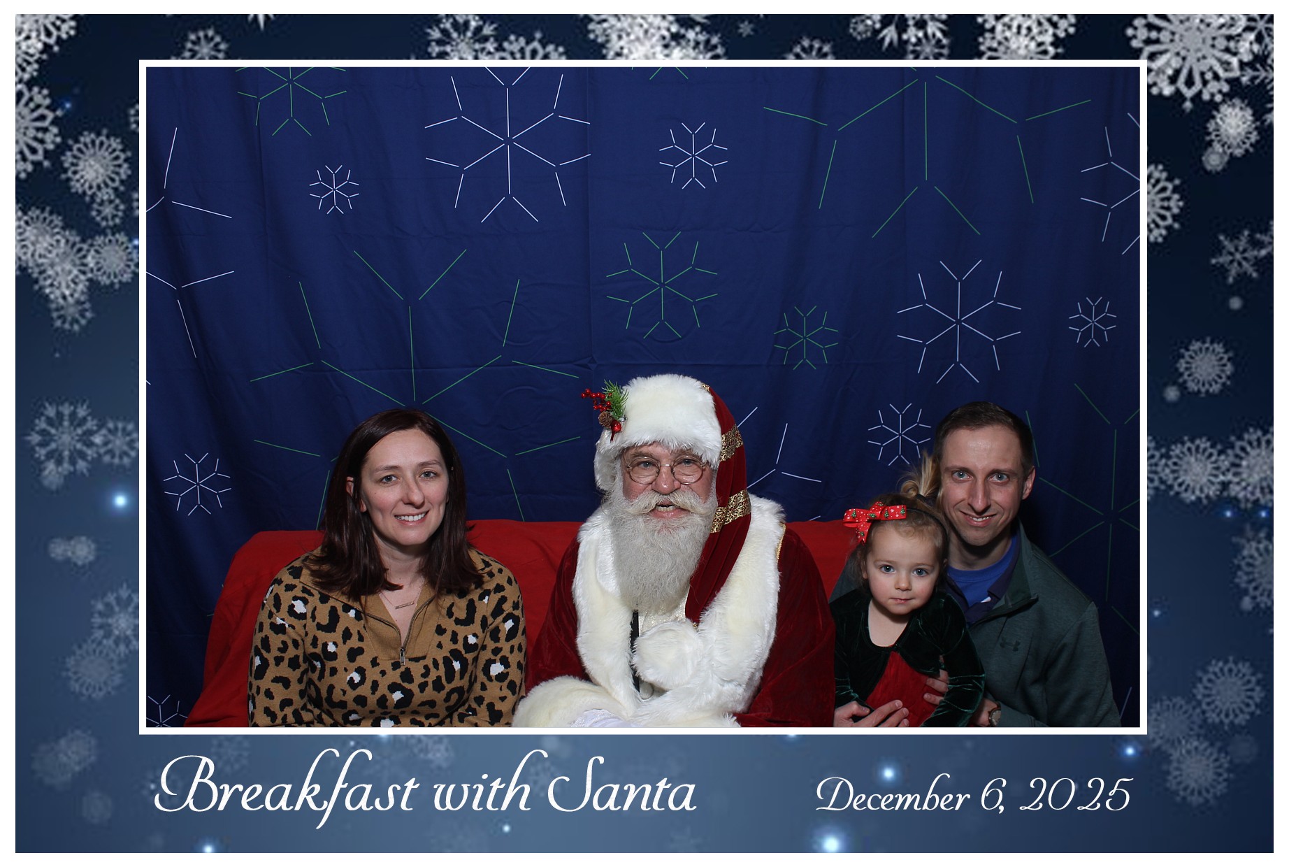 BREAKFAST WITH SANTA | View more photos from the event at gallery.photoboothcincy.com/u/PhotoBoothCincy/BREAKFAST-WITH-SANTA