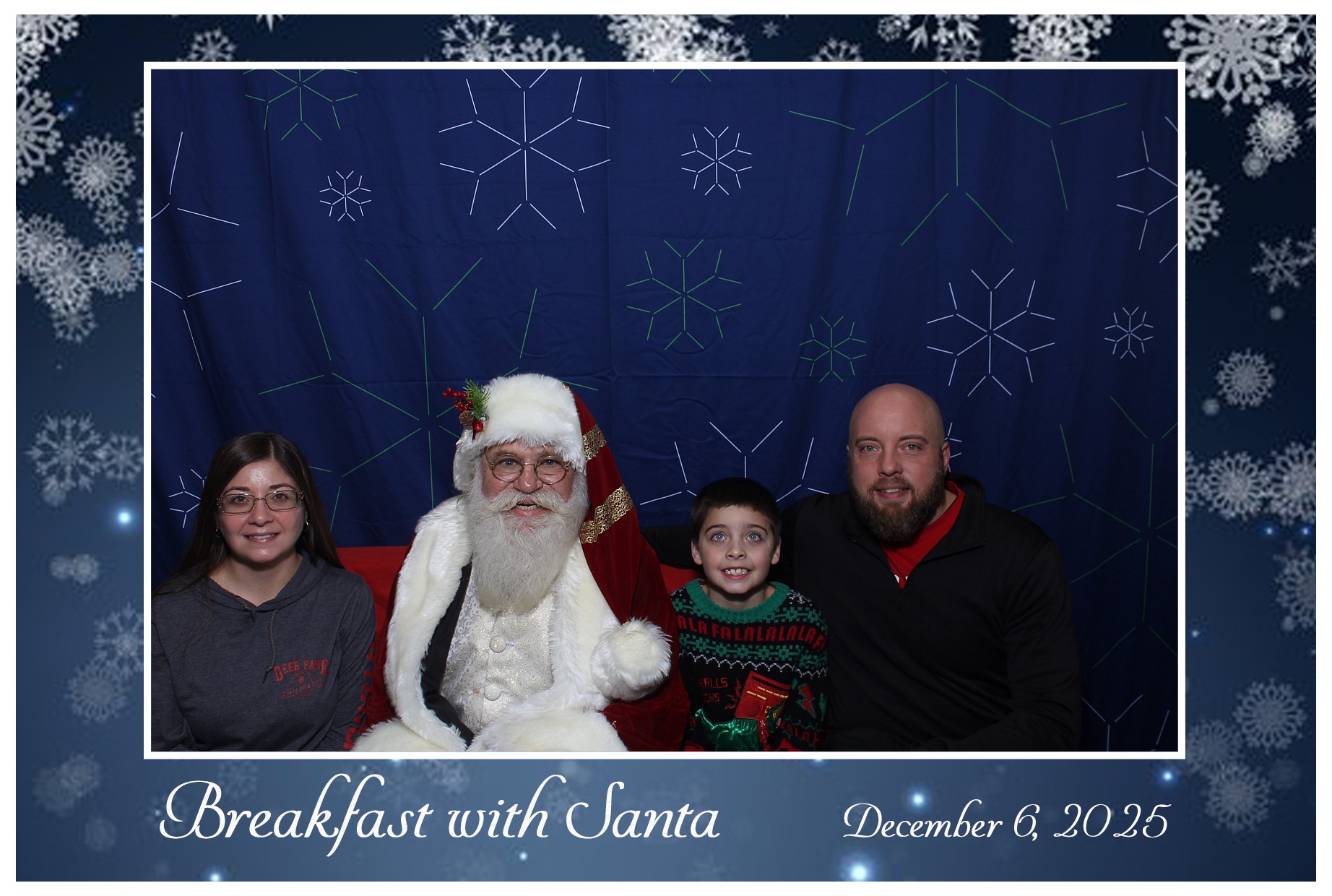 BREAKFAST WITH SANTA | View more photos from the event at gallery.photoboothcincy.com/u/PhotoBoothCincy/BREAKFAST-WITH-SANTA
