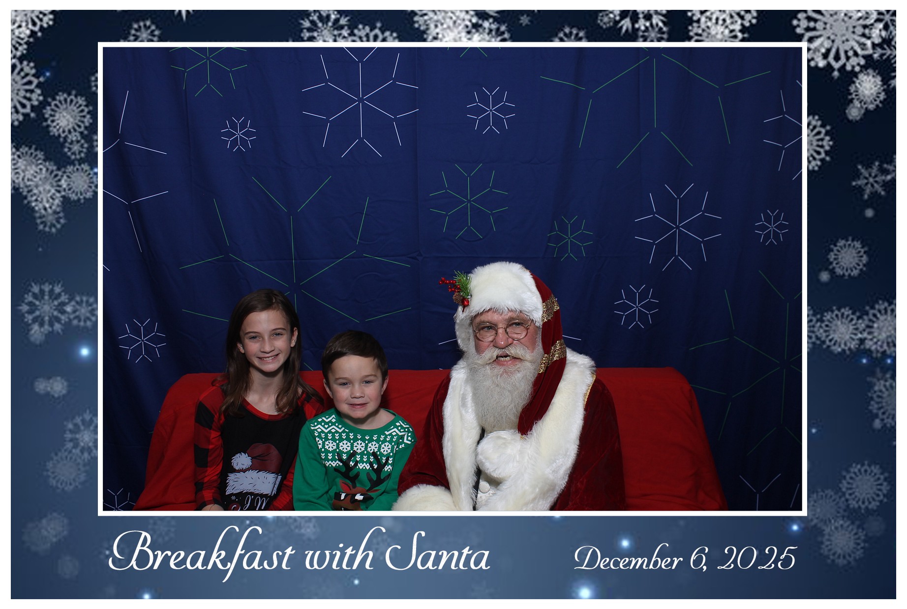 BREAKFAST WITH SANTA | View more photos from the event at gallery.photoboothcincy.com/u/PhotoBoothCincy/BREAKFAST-WITH-SANTA