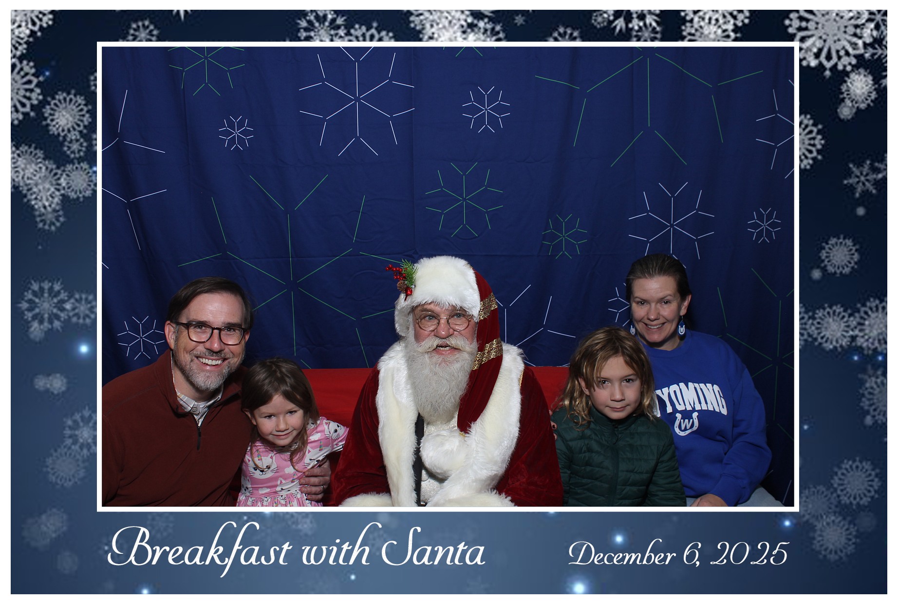BREAKFAST WITH SANTA | View more photos from the event at gallery.photoboothcincy.com/u/PhotoBoothCincy/BREAKFAST-WITH-SANTA