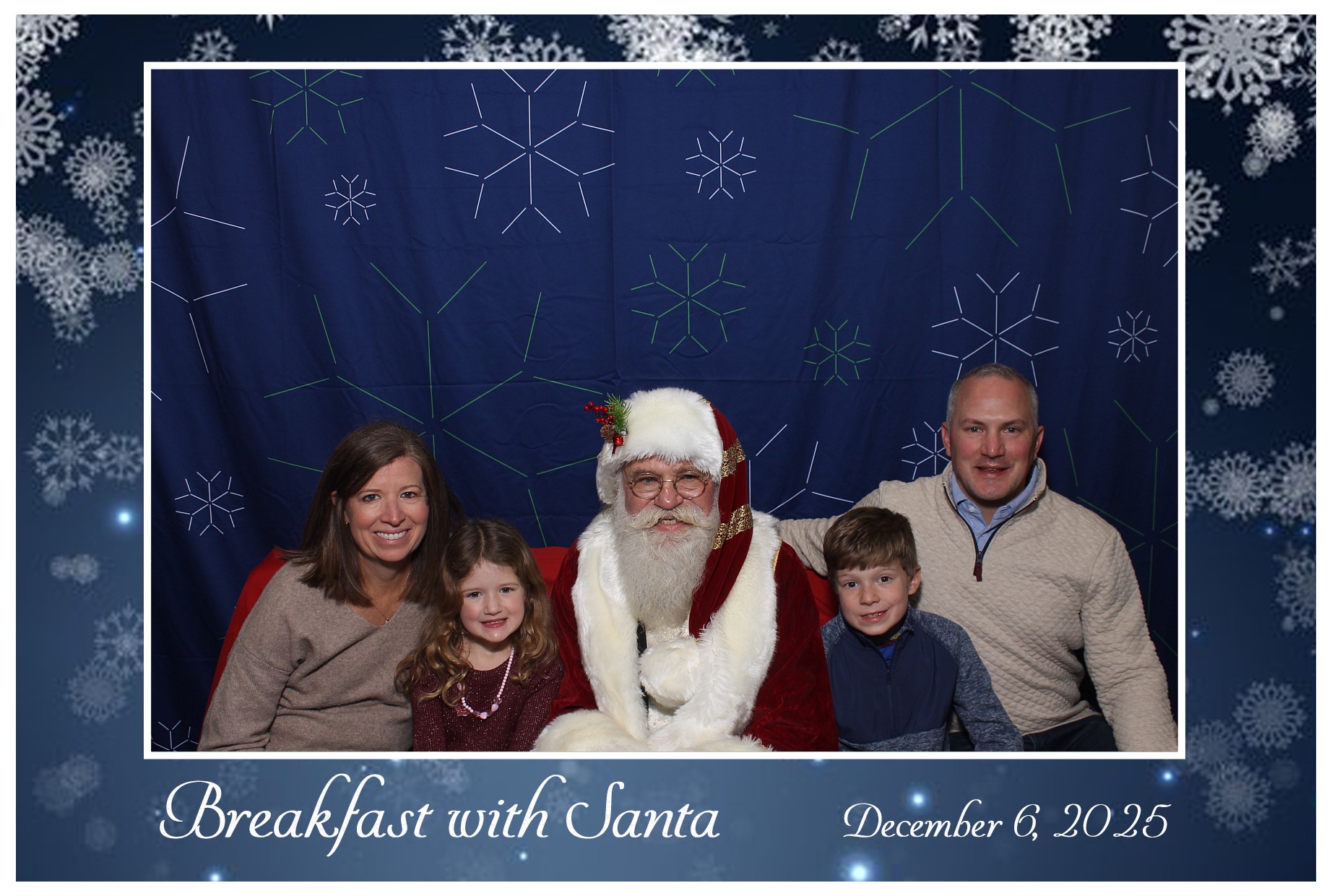 BREAKFAST WITH SANTA | View more photos from the event at gallery.photoboothcincy.com/u/PhotoBoothCincy/BREAKFAST-WITH-SANTA