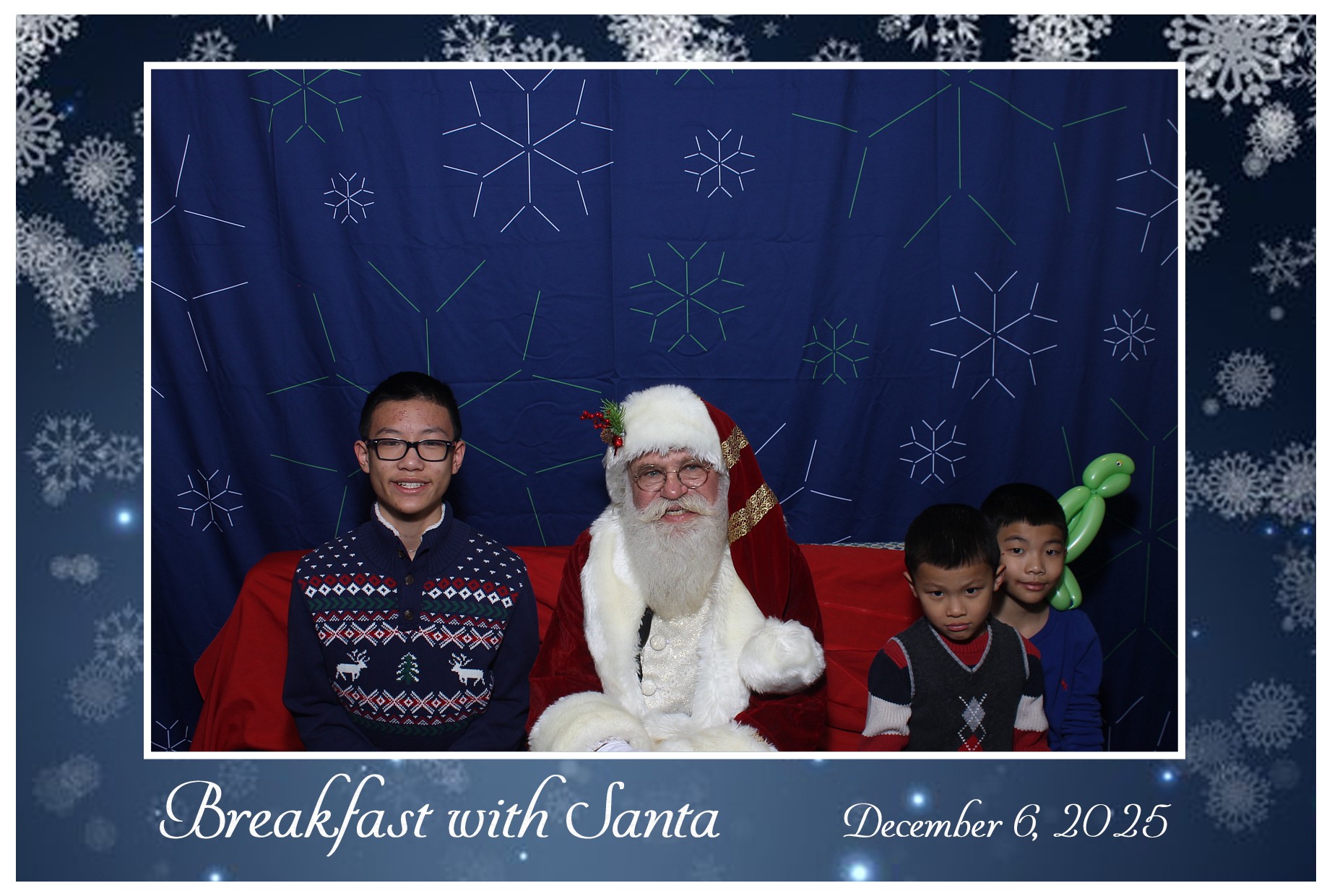 BREAKFAST WITH SANTA | View more photos from the event at gallery.photoboothcincy.com/u/PhotoBoothCincy/BREAKFAST-WITH-SANTA