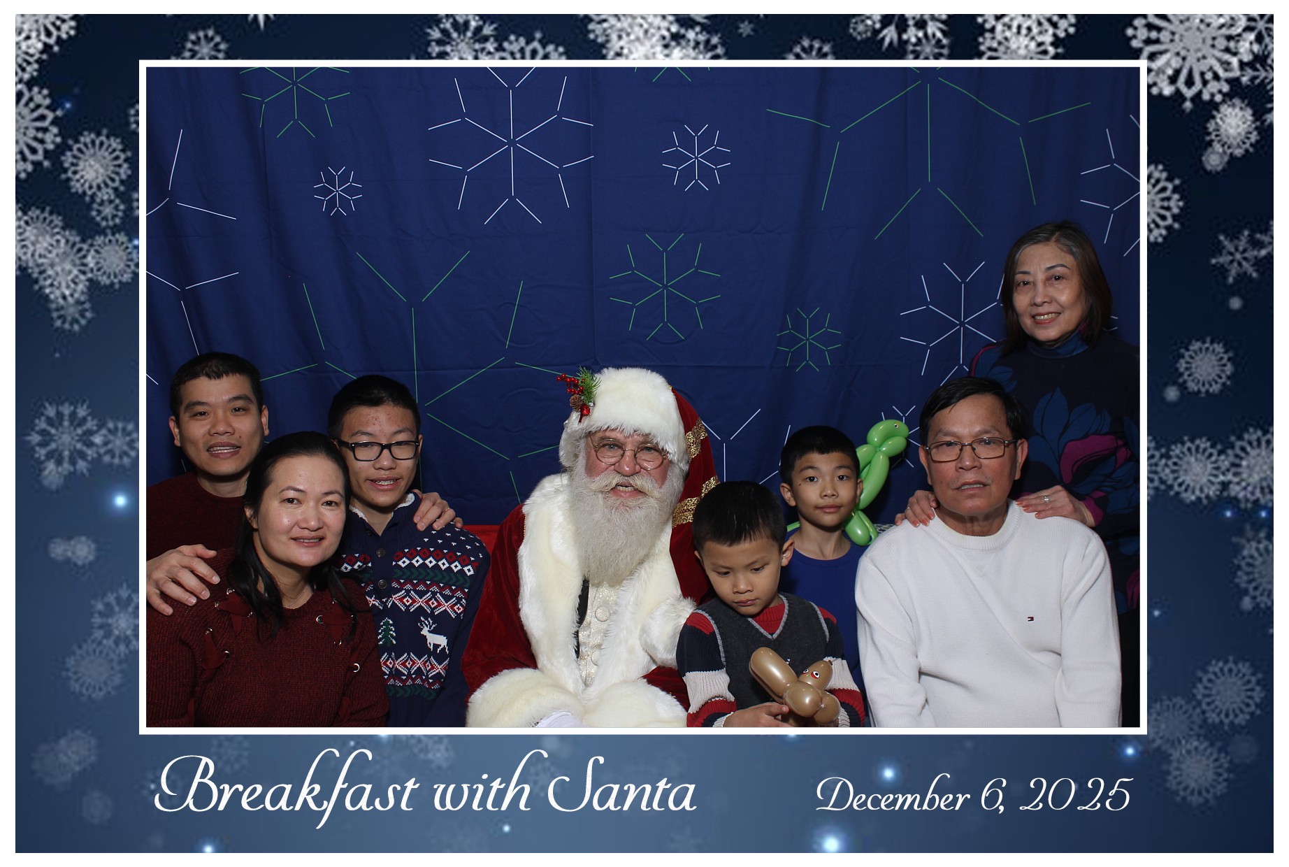 BREAKFAST WITH SANTA | View more photos from the event at gallery.photoboothcincy.com/u/PhotoBoothCincy/BREAKFAST-WITH-SANTA