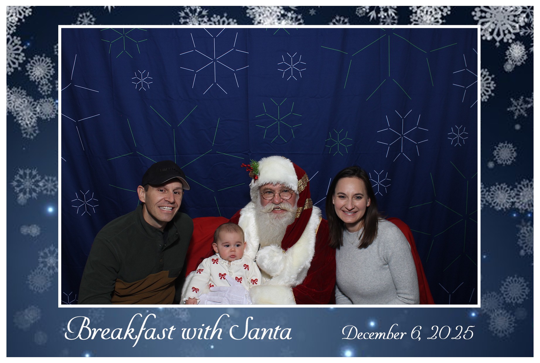 BREAKFAST WITH SANTA | View more photos from the event at gallery.photoboothcincy.com/u/PhotoBoothCincy/BREAKFAST-WITH-SANTA