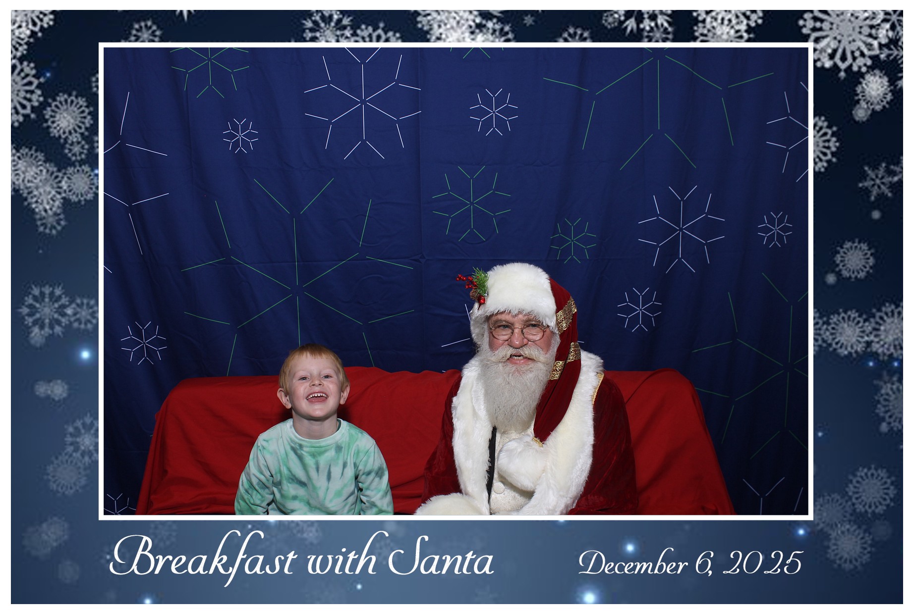 BREAKFAST WITH SANTA | View more photos from the event at gallery.photoboothcincy.com/u/PhotoBoothCincy/BREAKFAST-WITH-SANTA